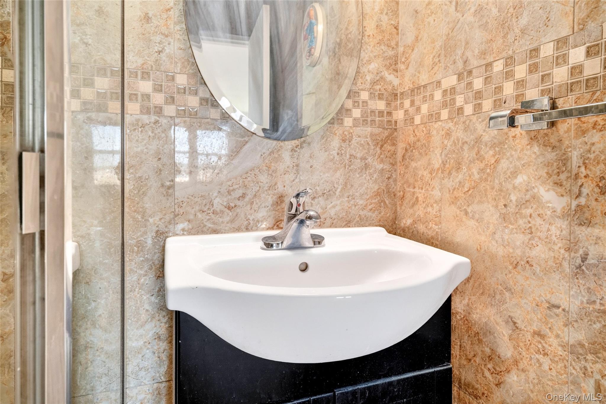 1841 Central Park Avenue 18a Property Photo 38