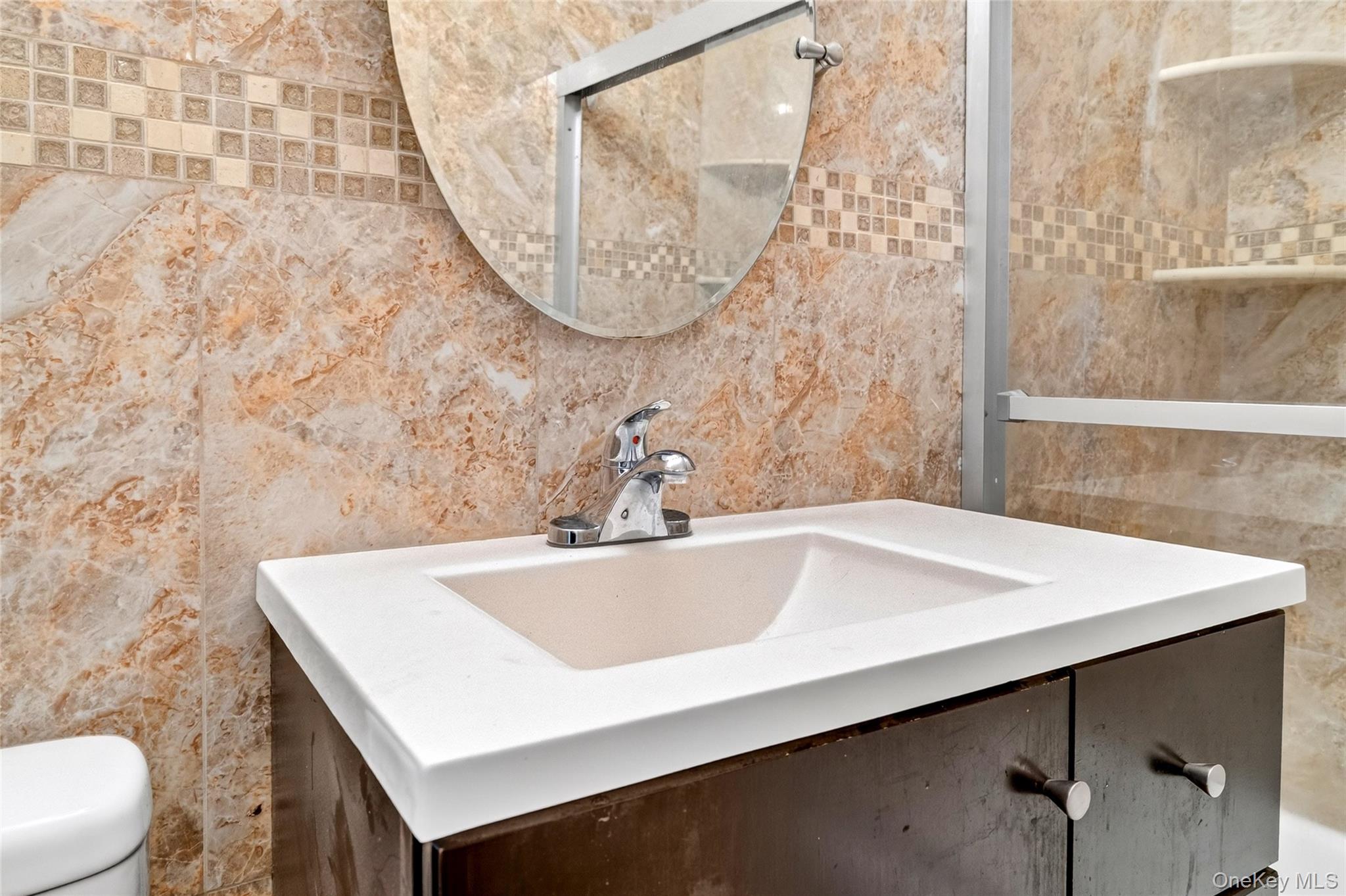 1841 Central Park Avenue 18a Property Photo 43