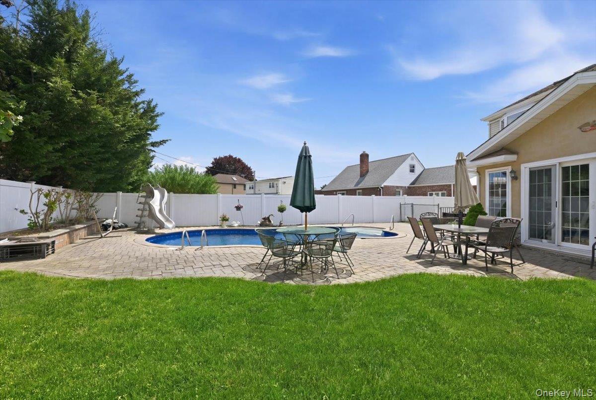 19 Berkshire Road Property Photo 39