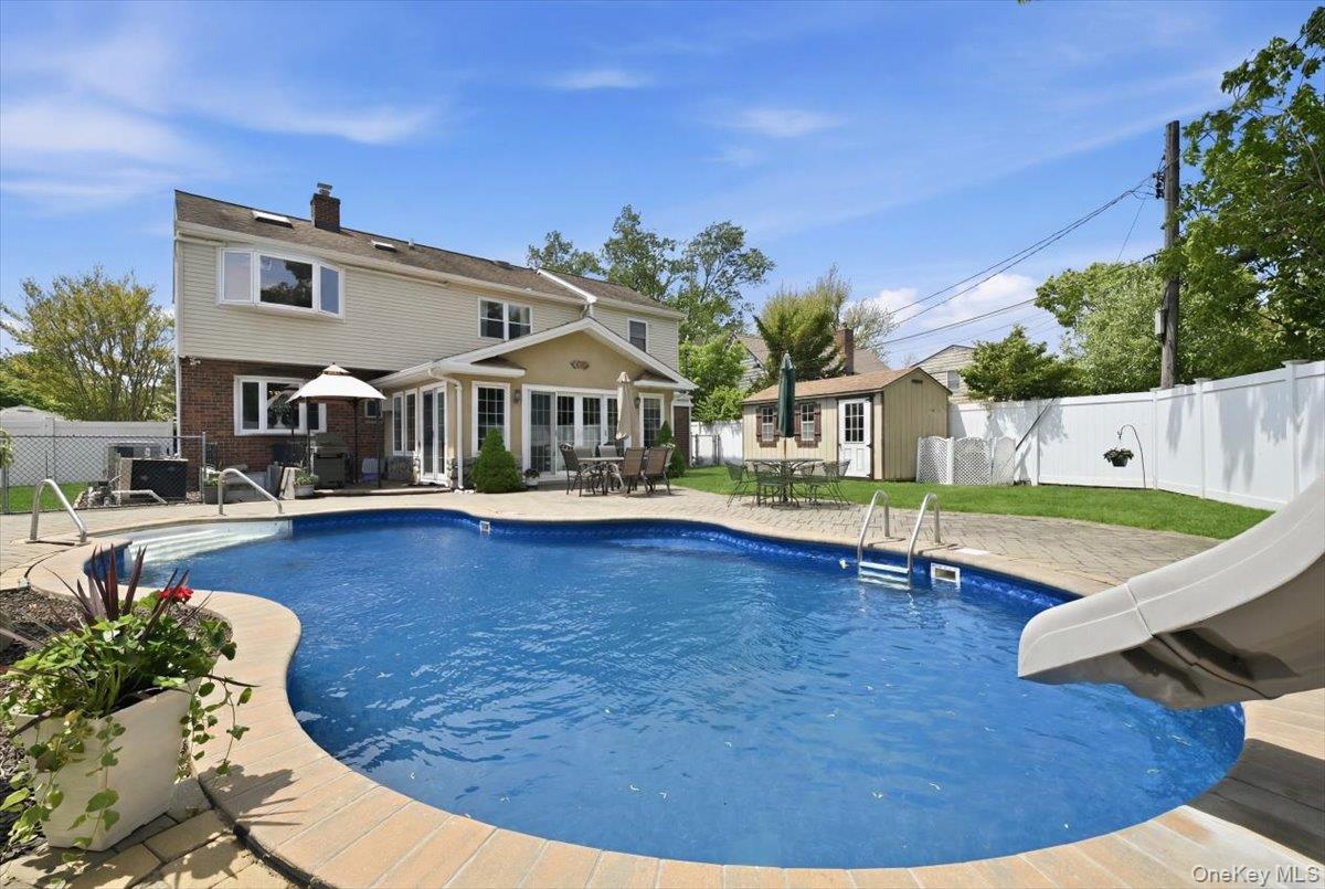 19 Berkshire Road Property Photo 40