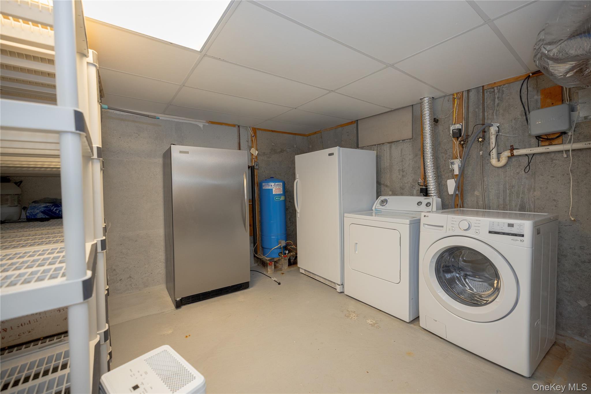 220 Pleasure Drive Property Photo 35