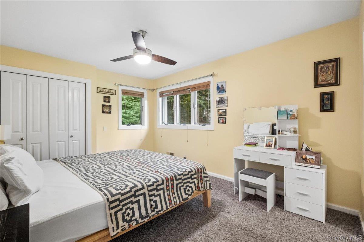 5 Agnes Circle Property Photo 28