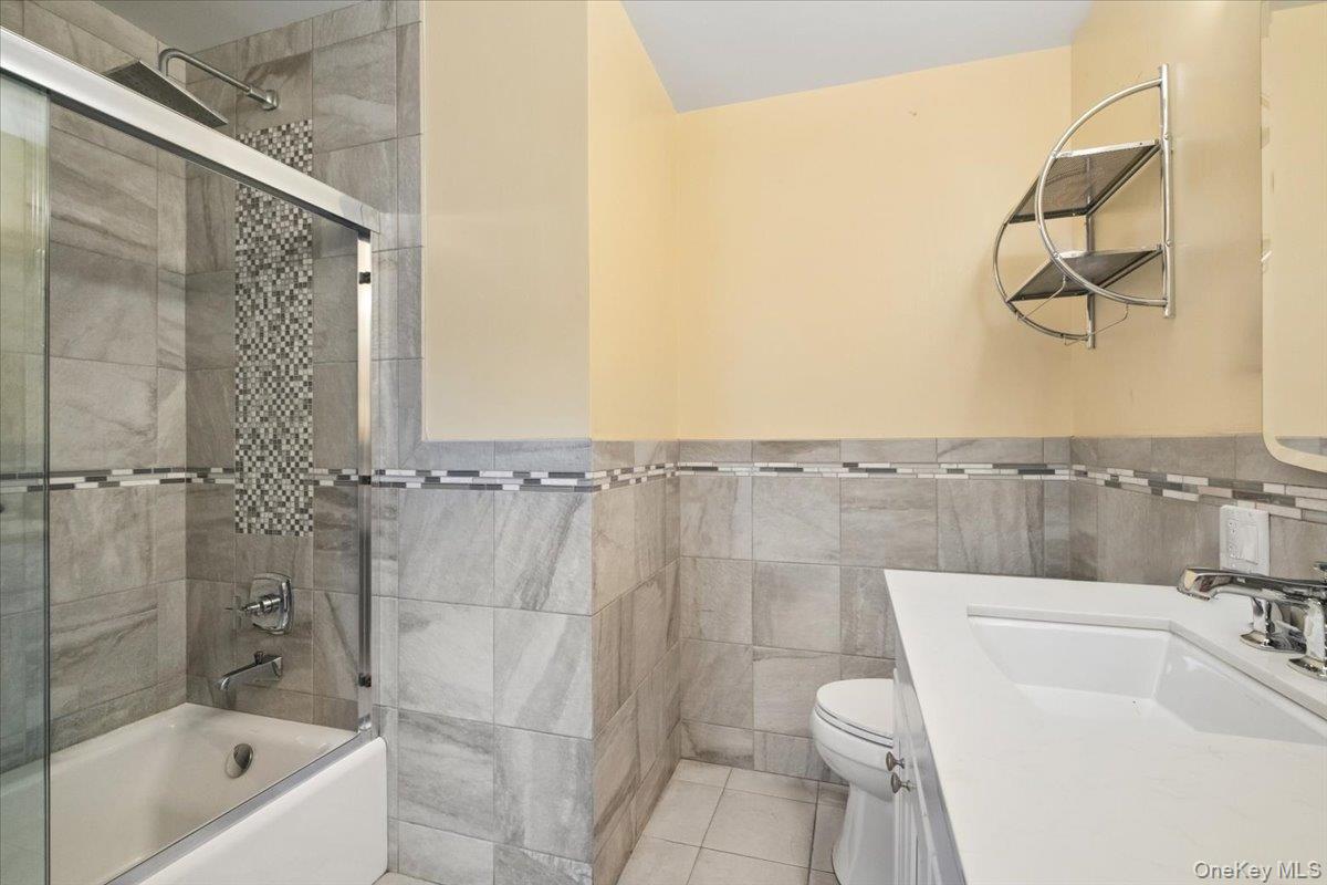 5 Agnes Circle Property Photo 29