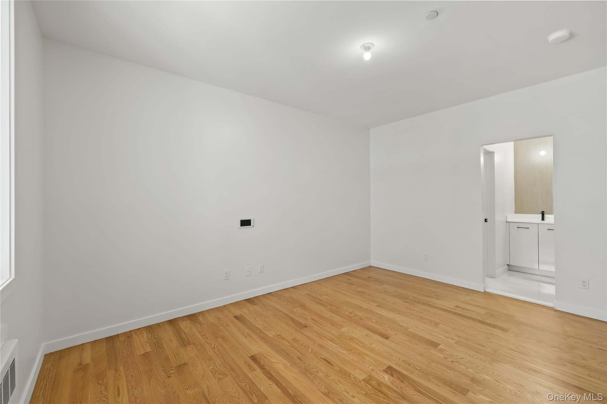 105 N Cole Avenue 111 Property Photo 15