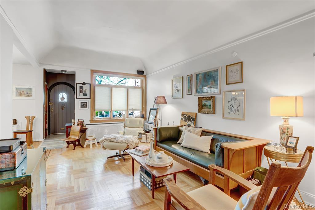 4409 Bedford Avenue Property Photo 2