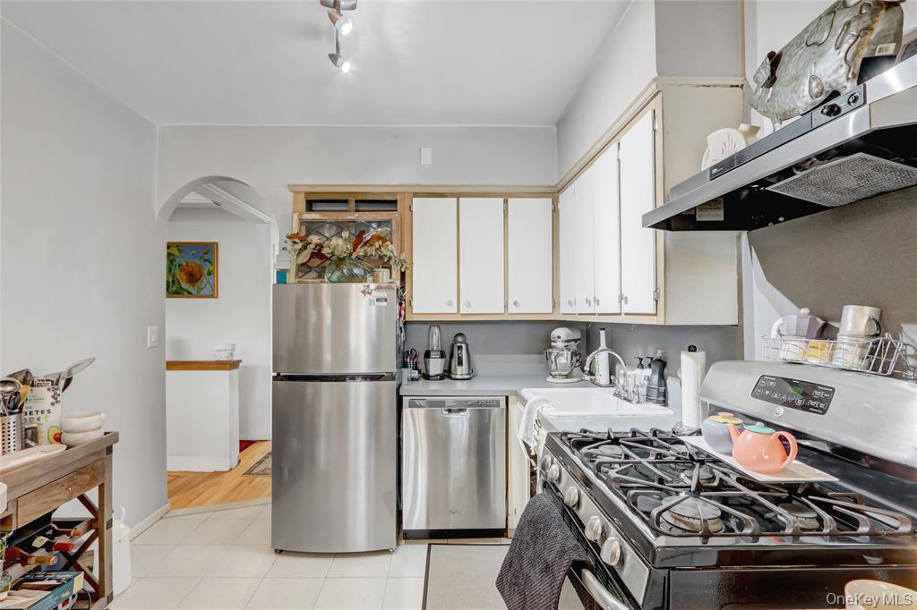 4409 Bedford Avenue Property Photo 4