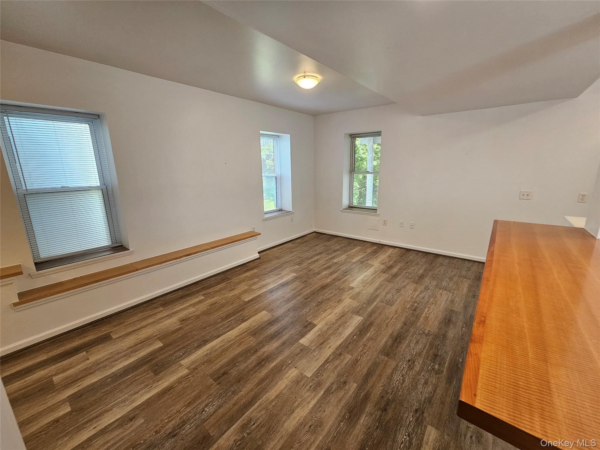 356-358 State Street Property Photo 28
