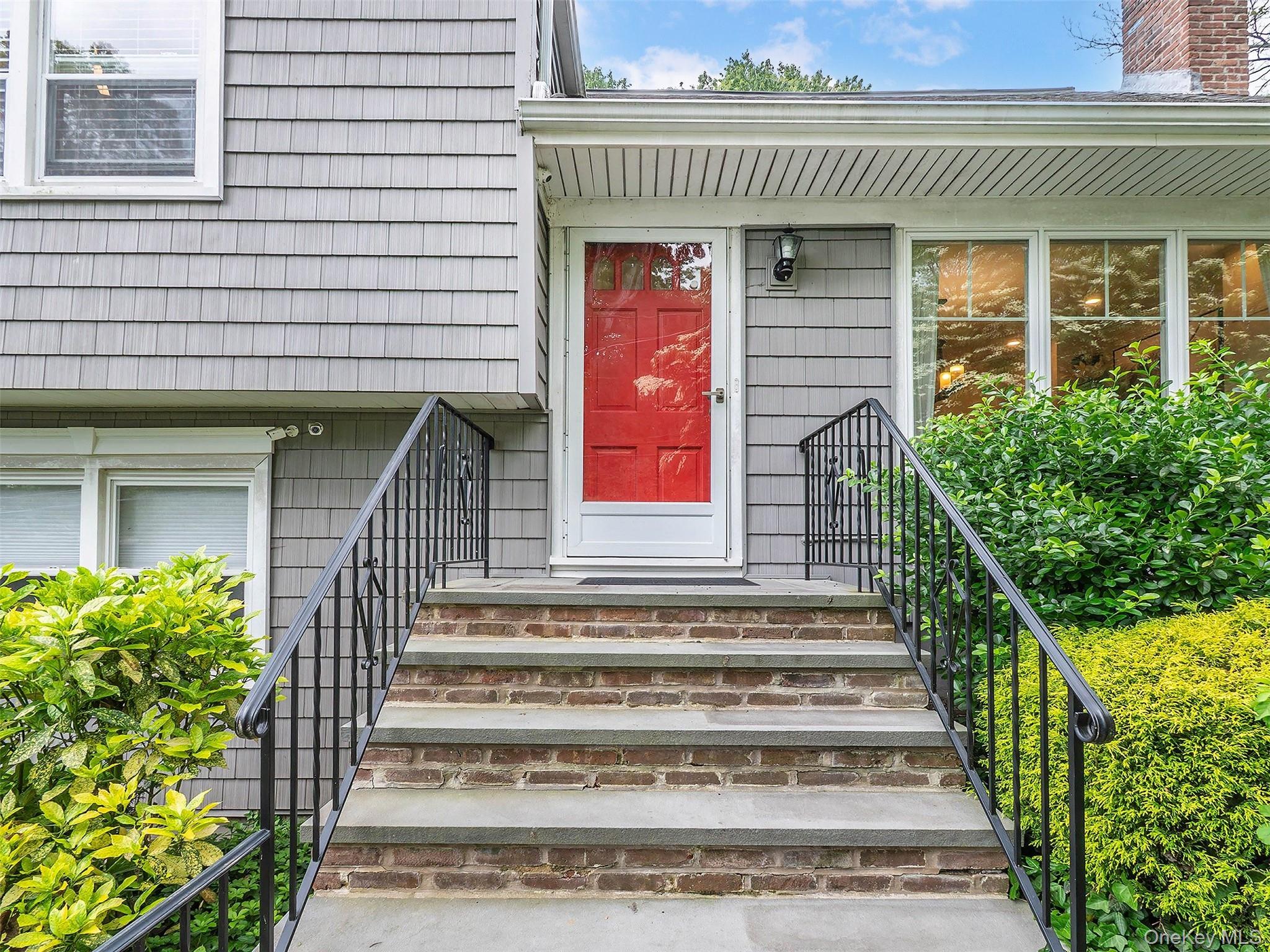 7 Cedar Lane Property Photo 2