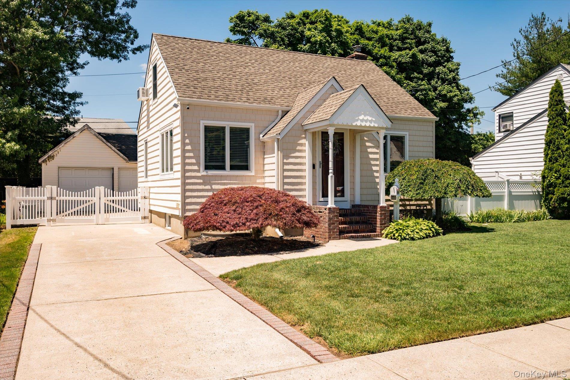 36 Iroquois Place Property Photo 1