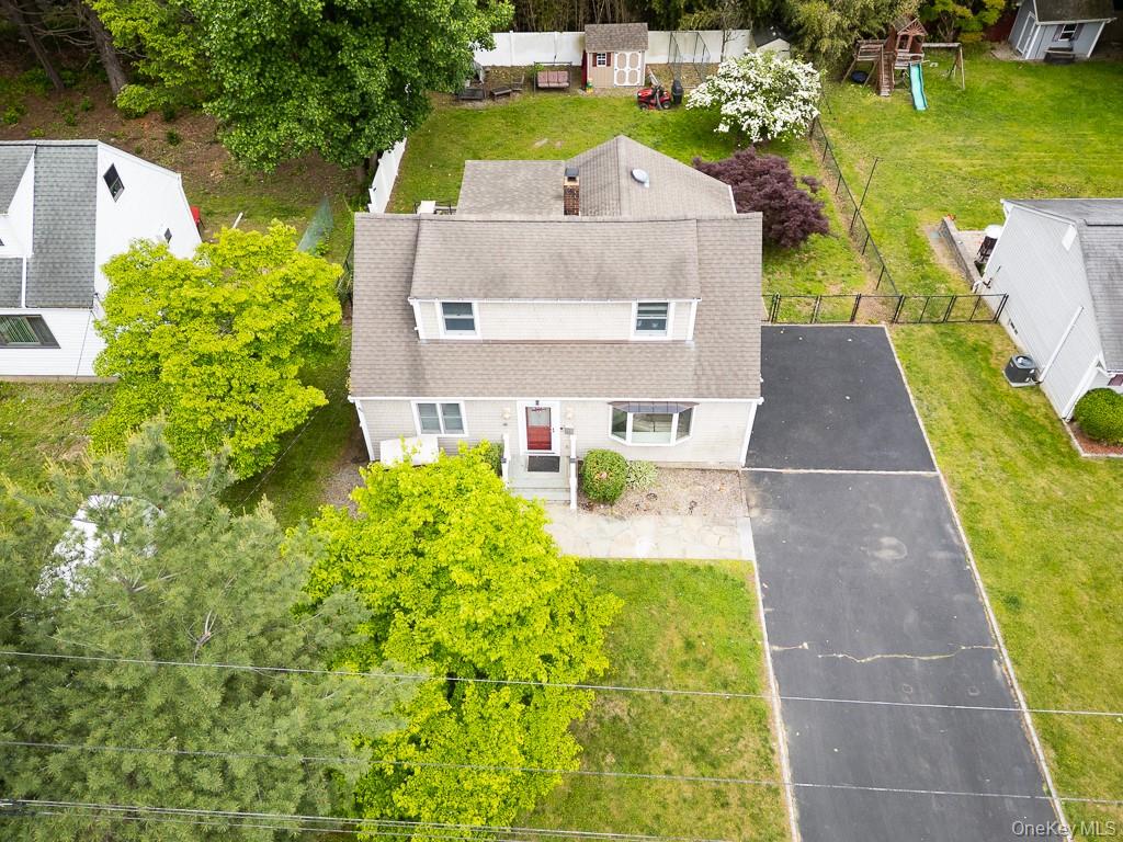 22 Oakbrook Road Property Photo 8