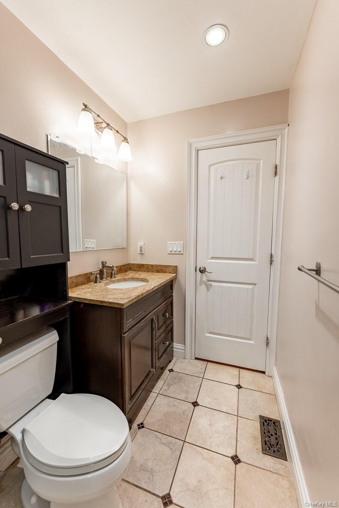 22 Oakbrook Road Property Photo 26
