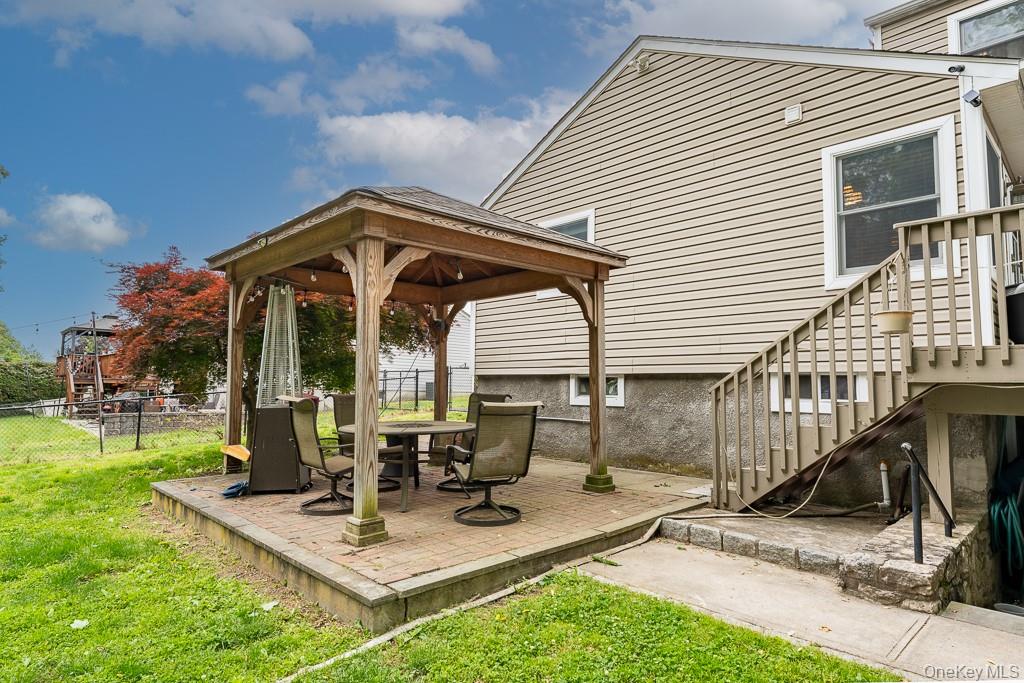 22 Oakbrook Road Property Photo 42
