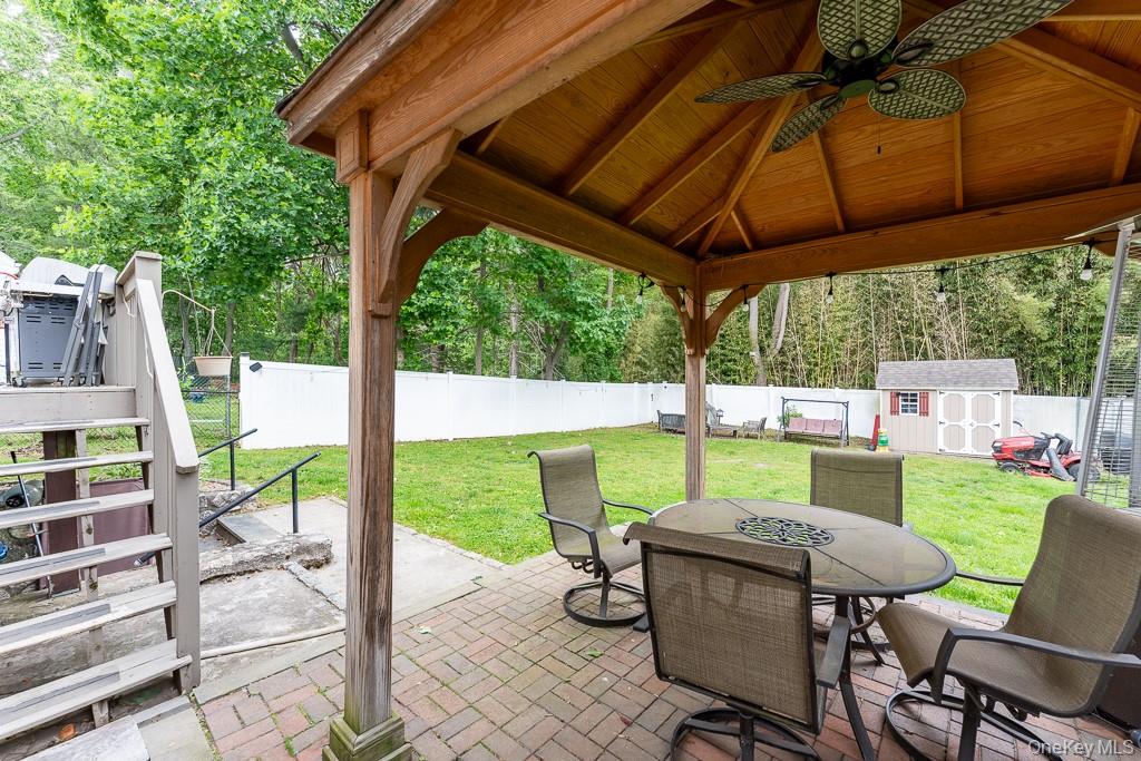 22 Oakbrook Road Property Photo 45