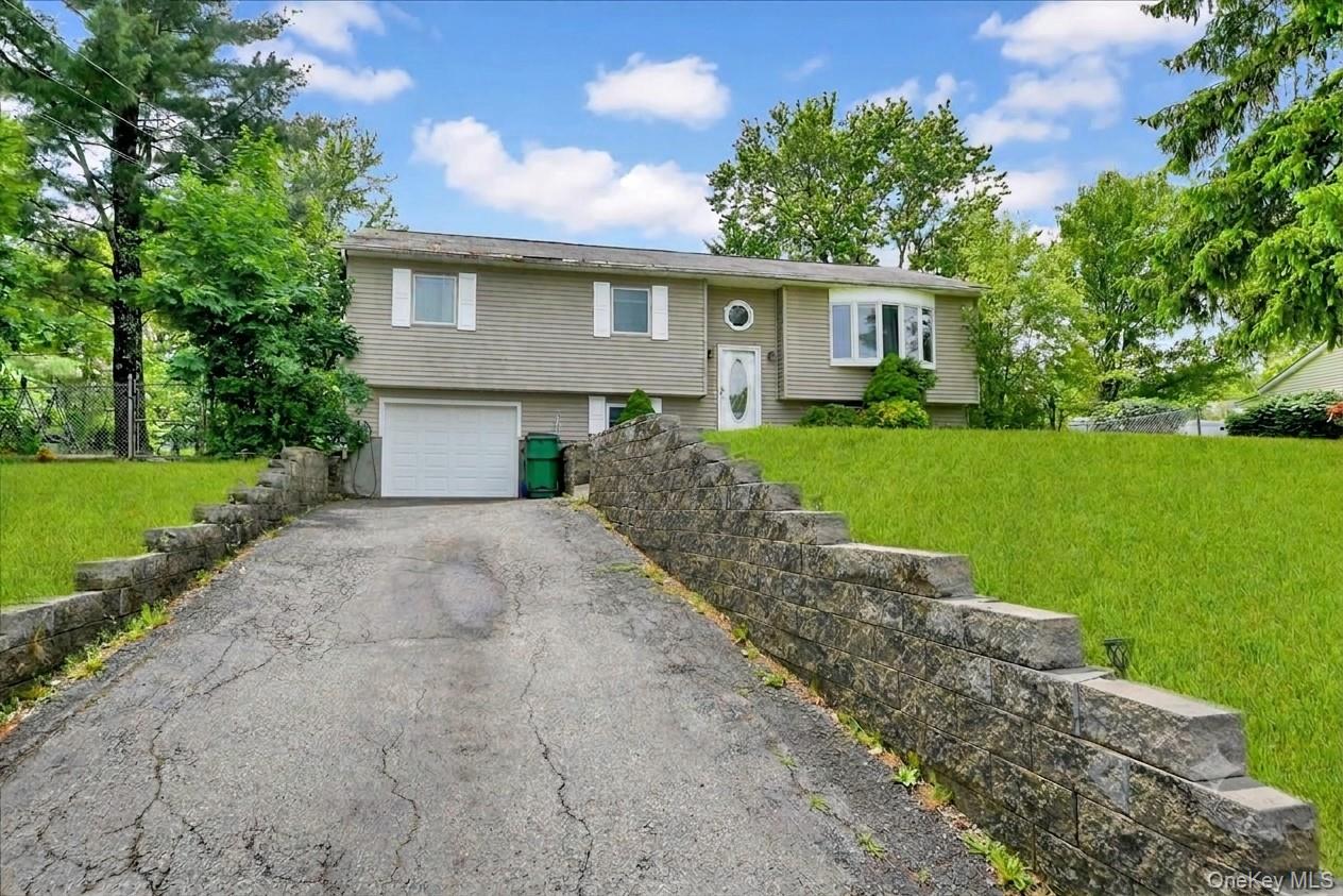 5 Rowell Lane Property Photo 1
