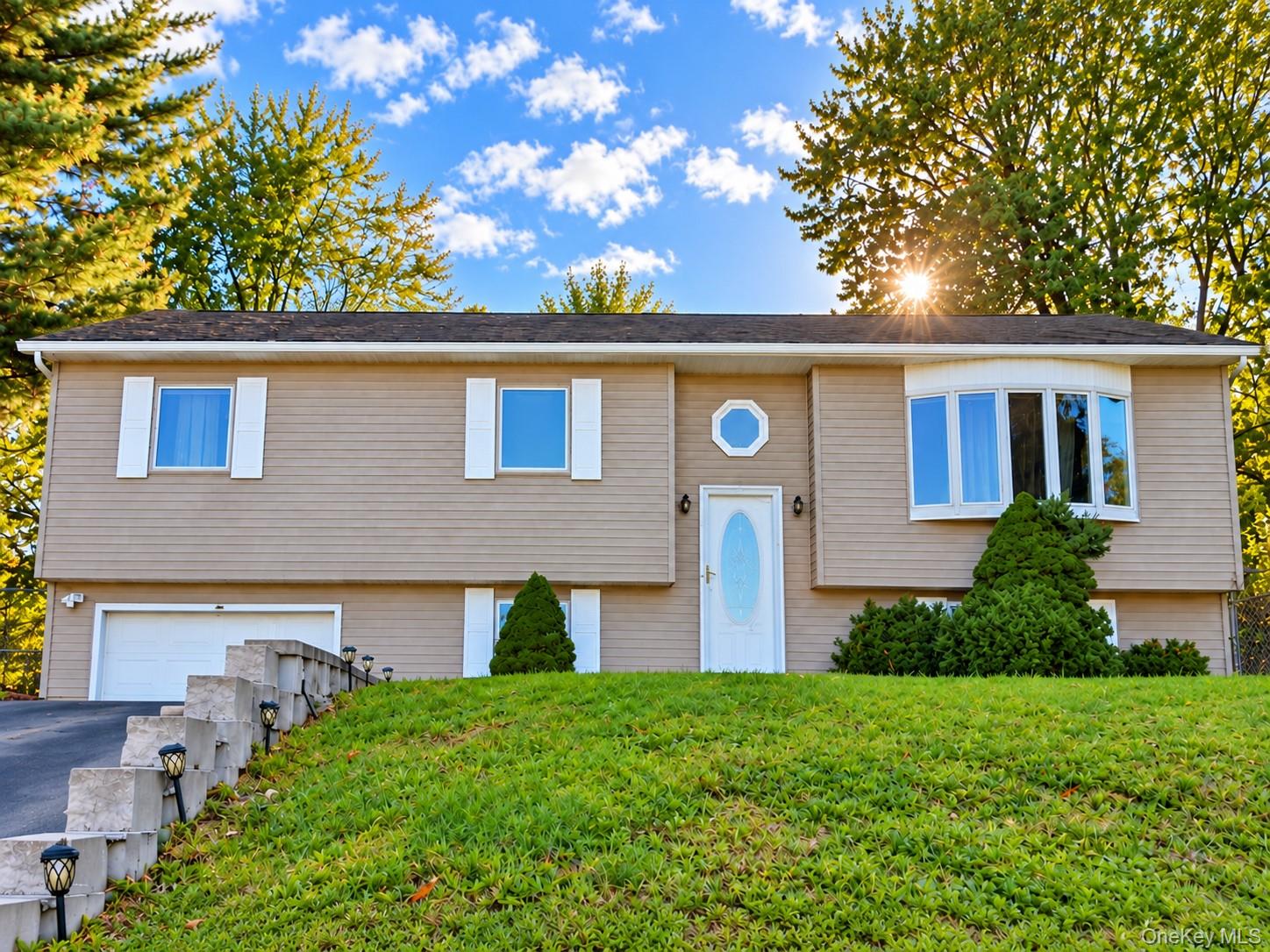 5 Rowell Lane Property Photo 1