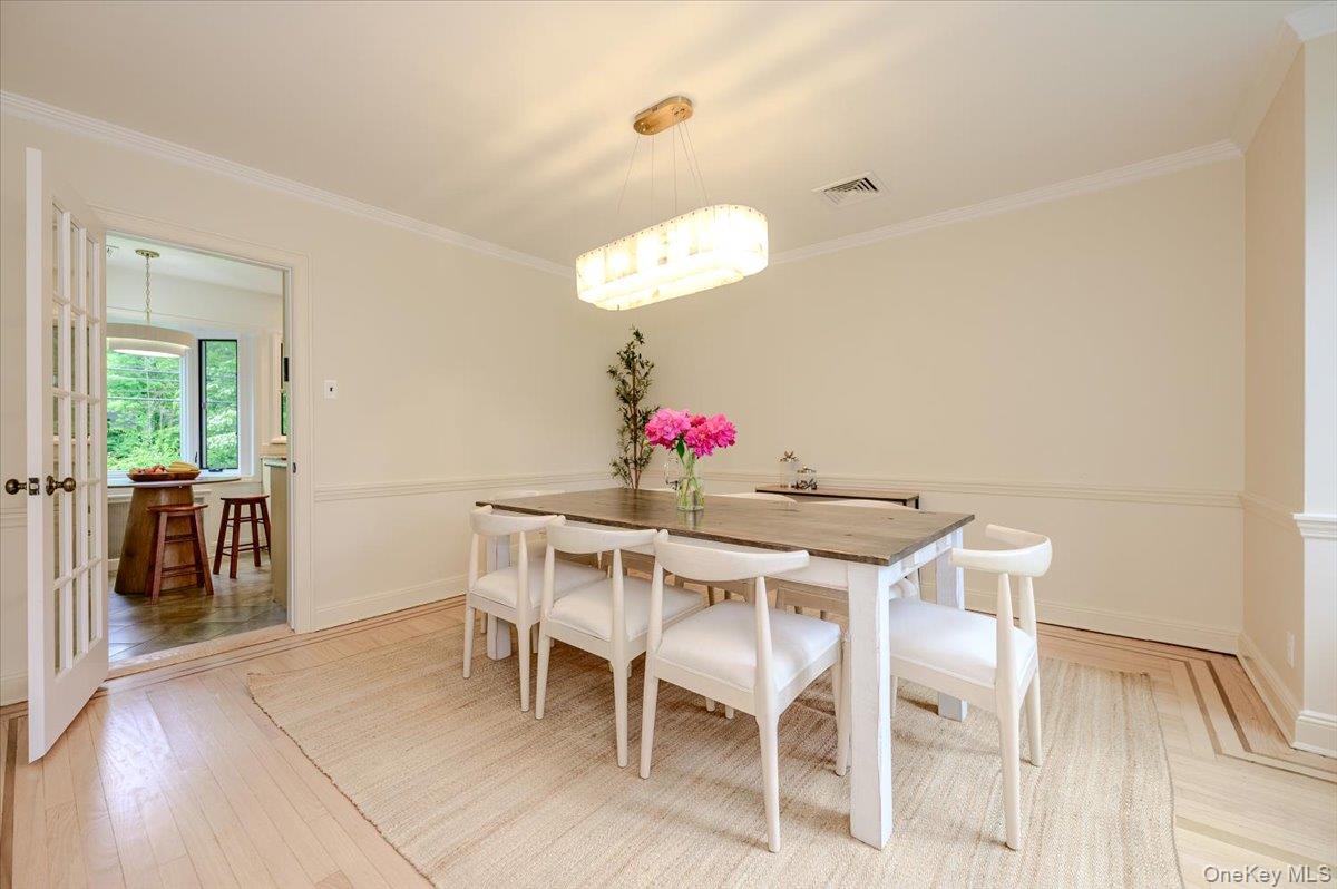 8 Parkside Drive Property Photo 9