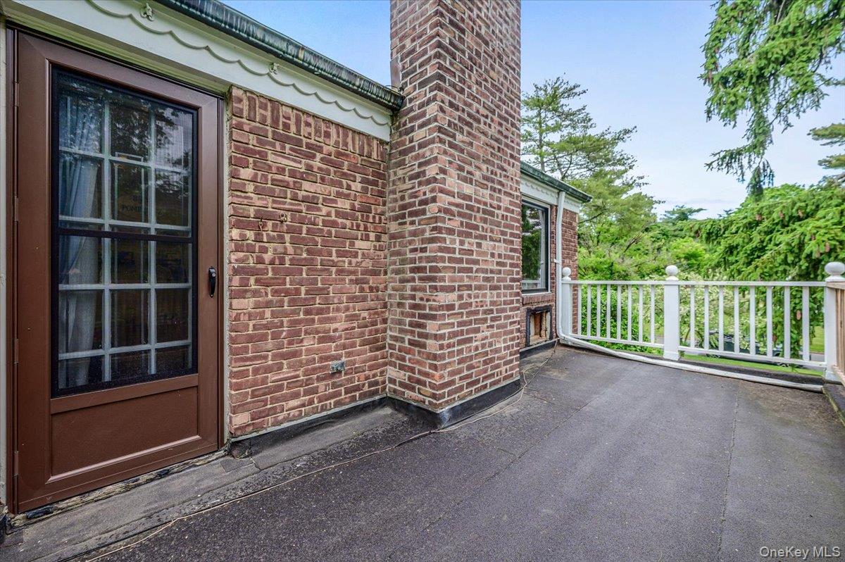 8 Parkside Drive Property Photo 18
