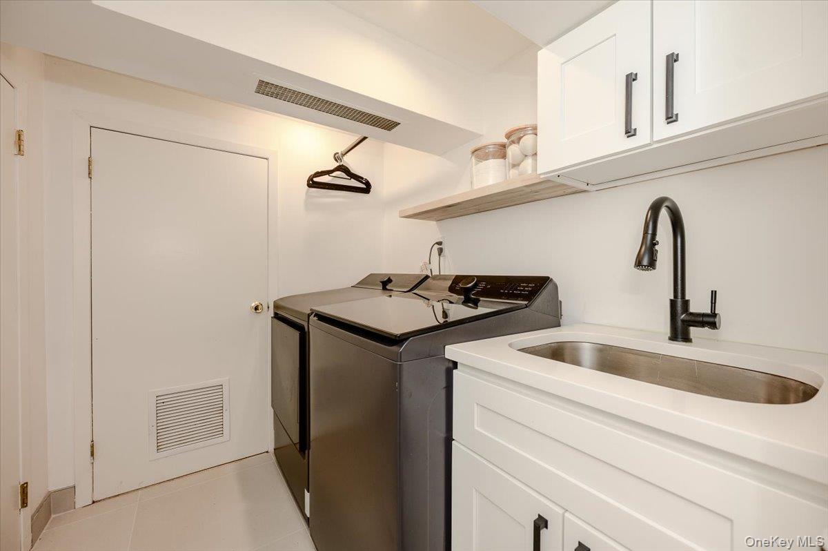 8 Parkside Drive Property Photo 24