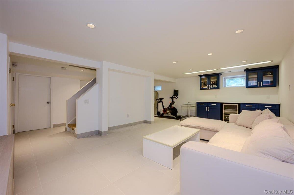 8 Parkside Drive Property Photo 27