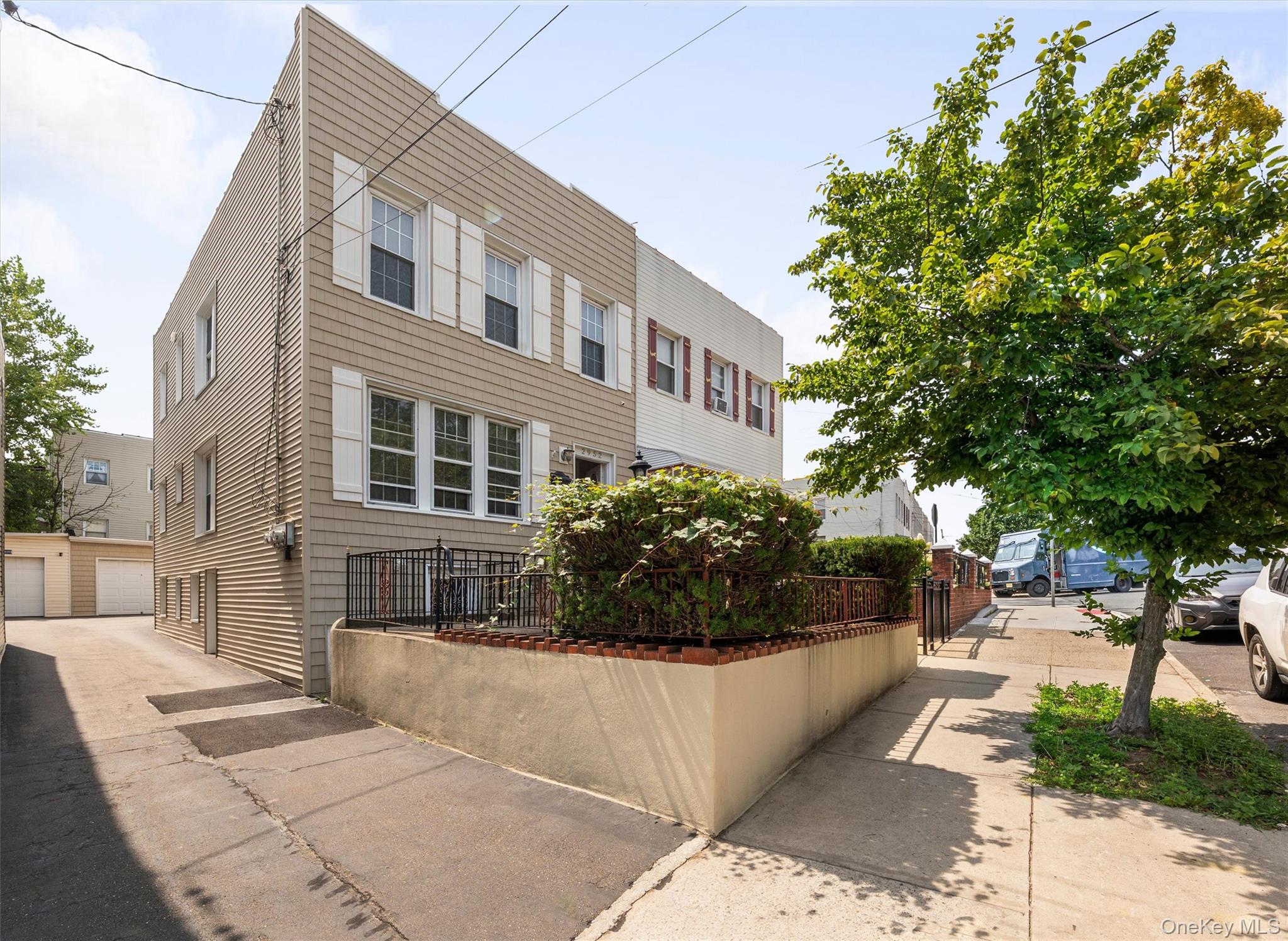 2952 Miles Avenue Property Photo 2