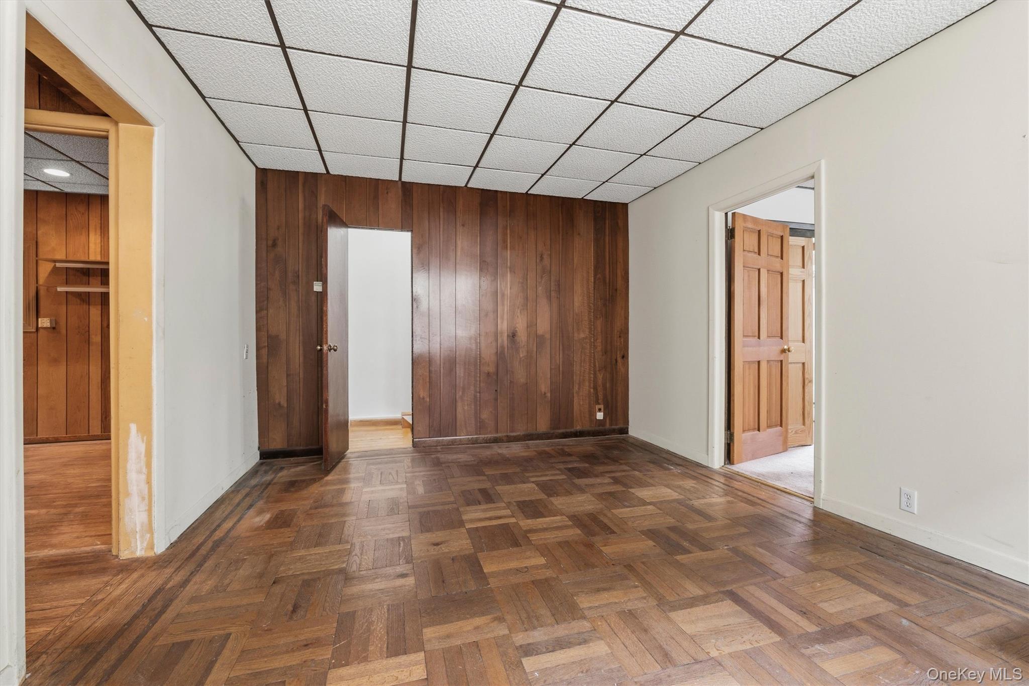2952 Miles Avenue Property Photo 7