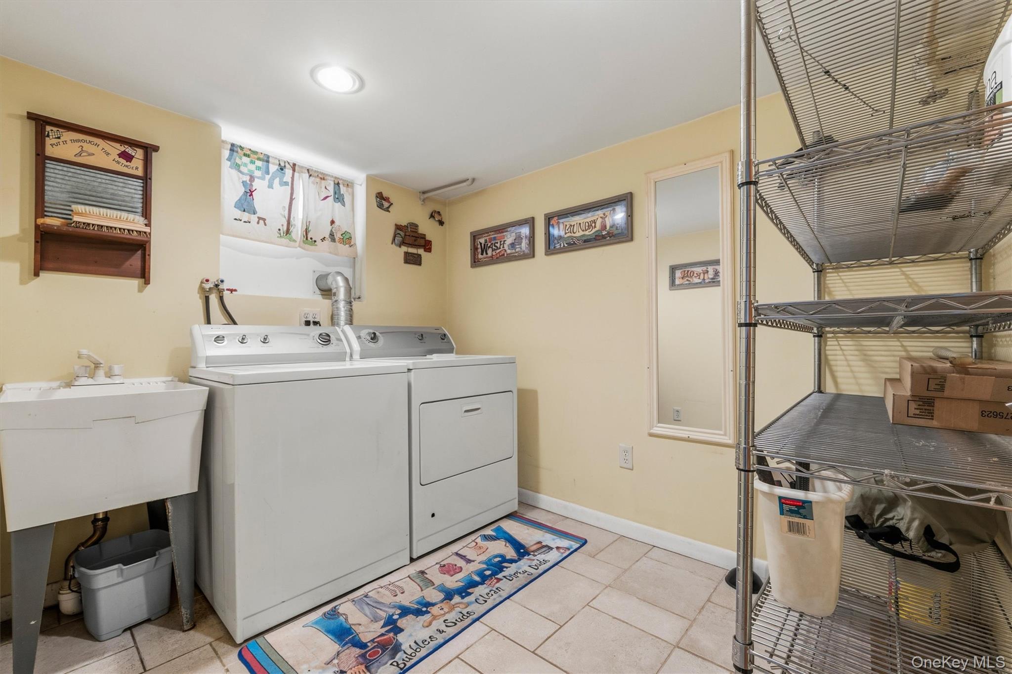 2952 Miles Avenue Property Photo 9