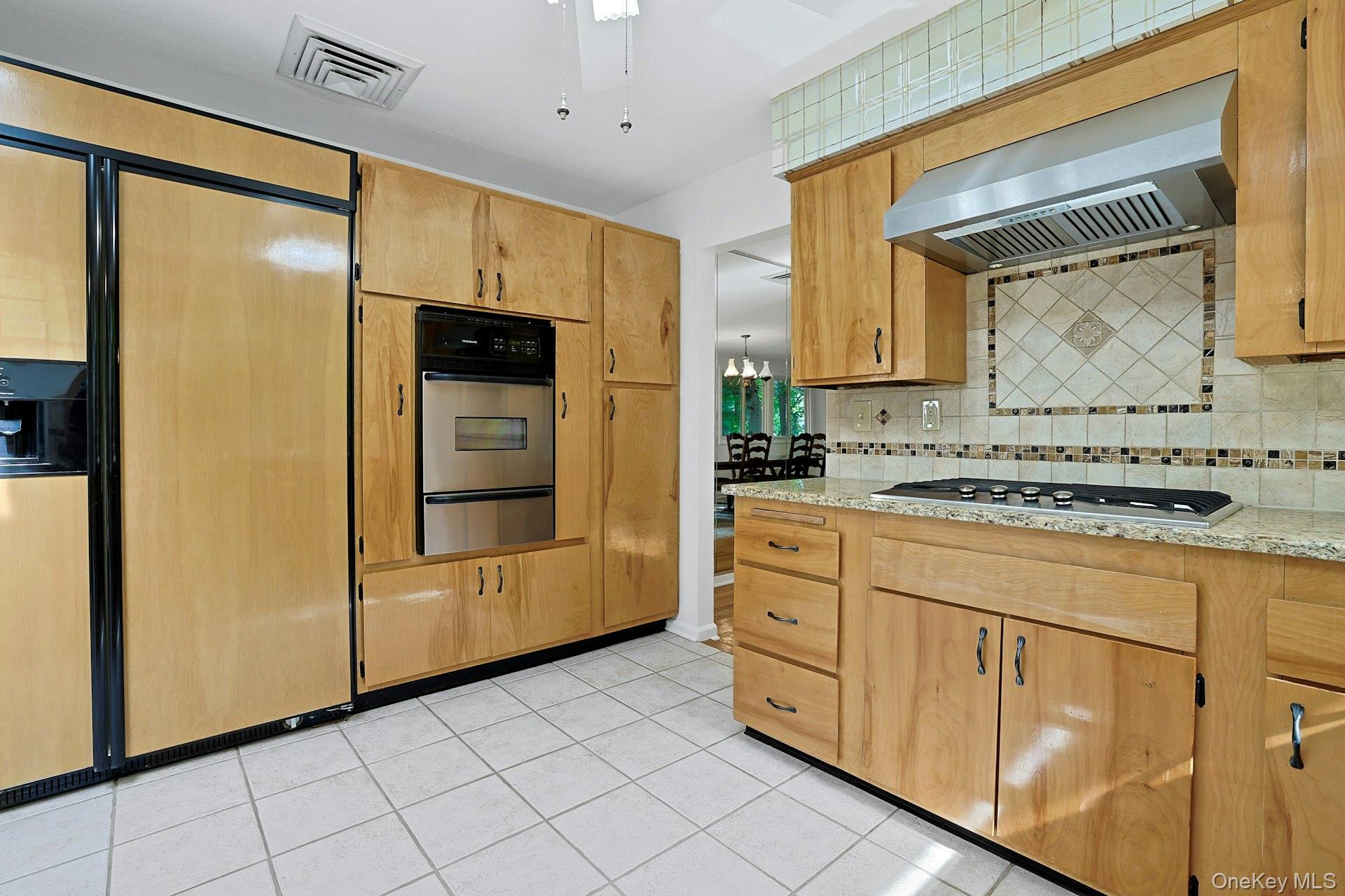 1 Cairngorm Road Property Photo 13