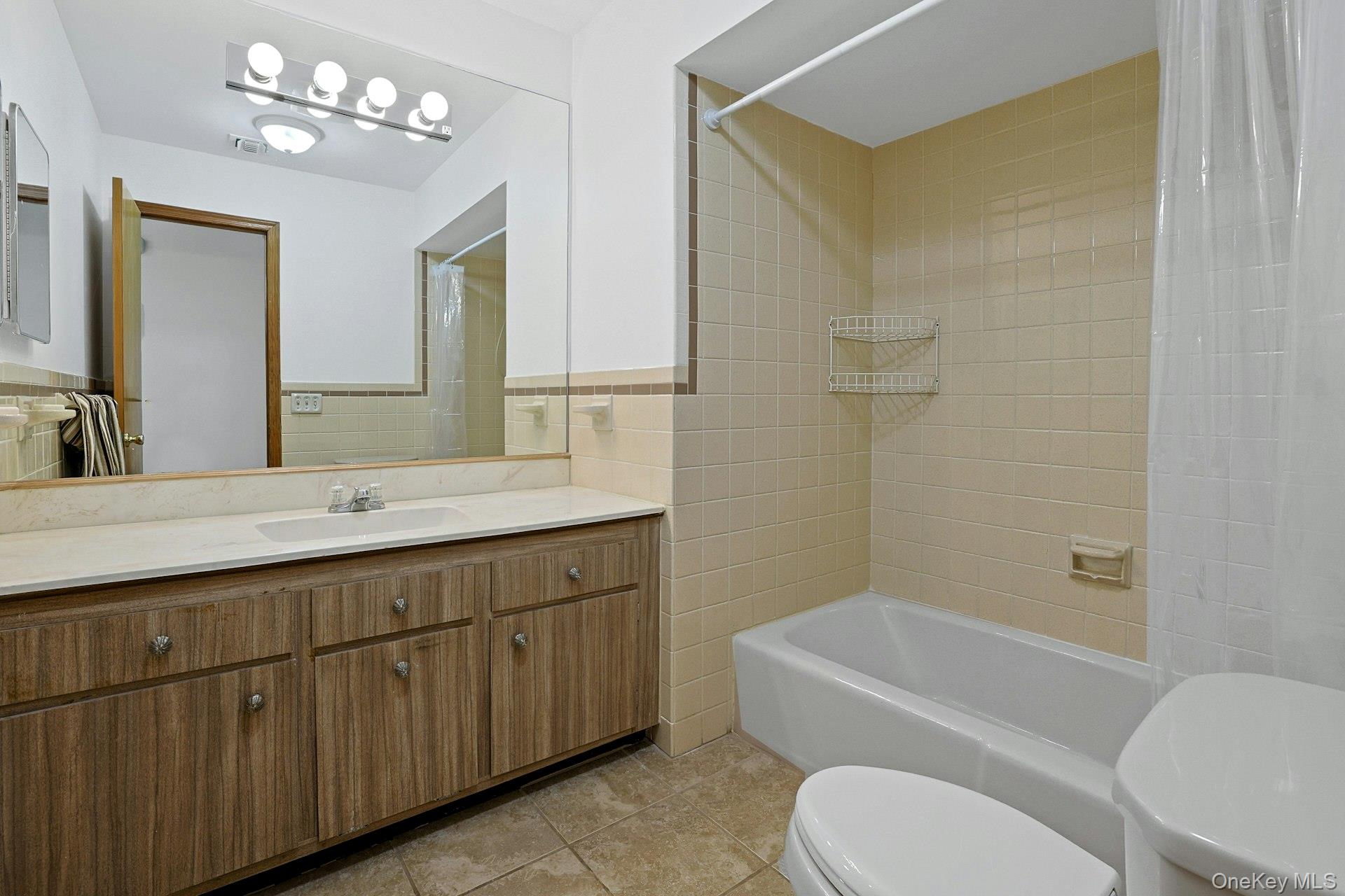 1 Cairngorm Road Property Photo 27