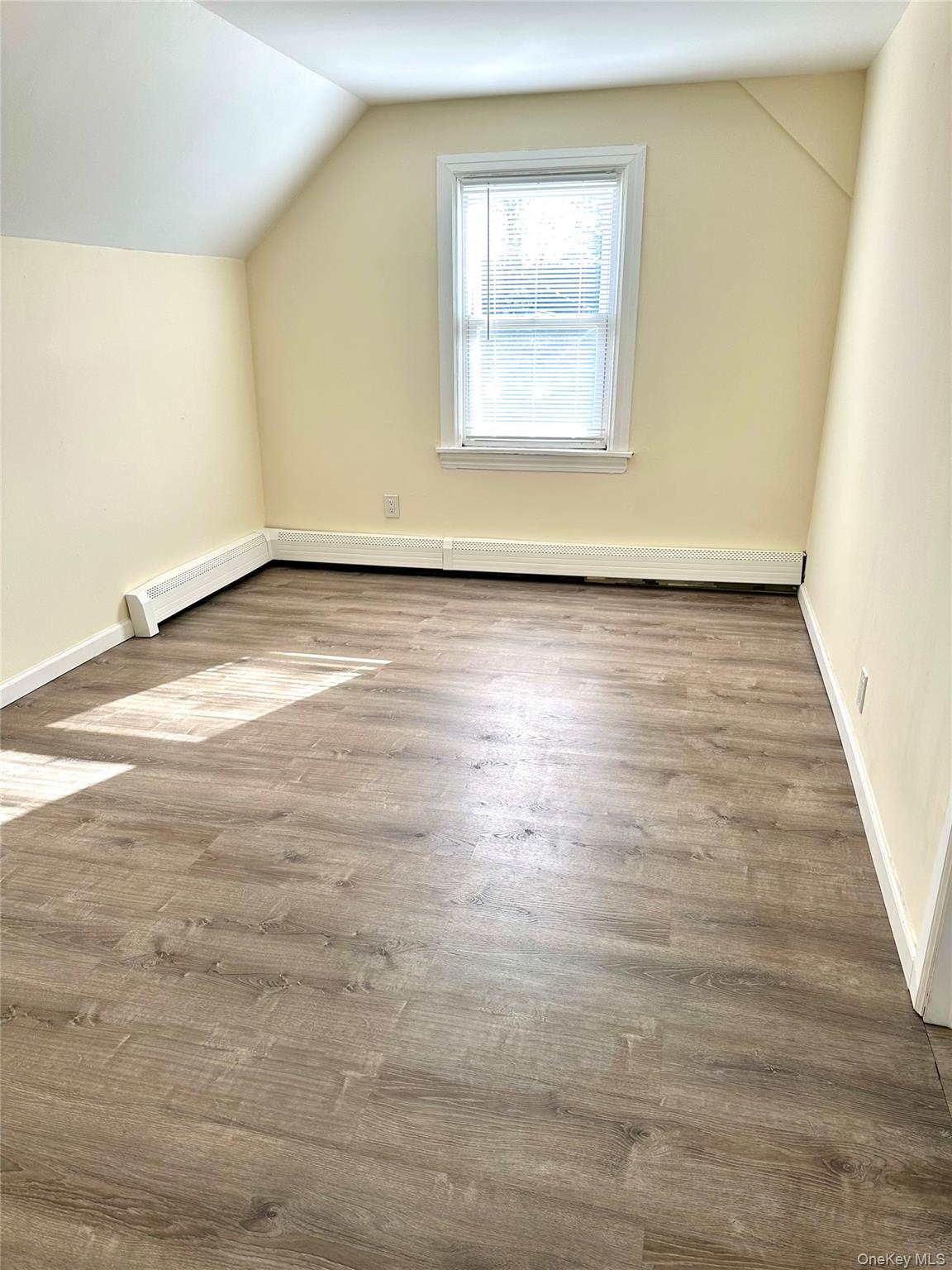 1007407 Property Photo 5