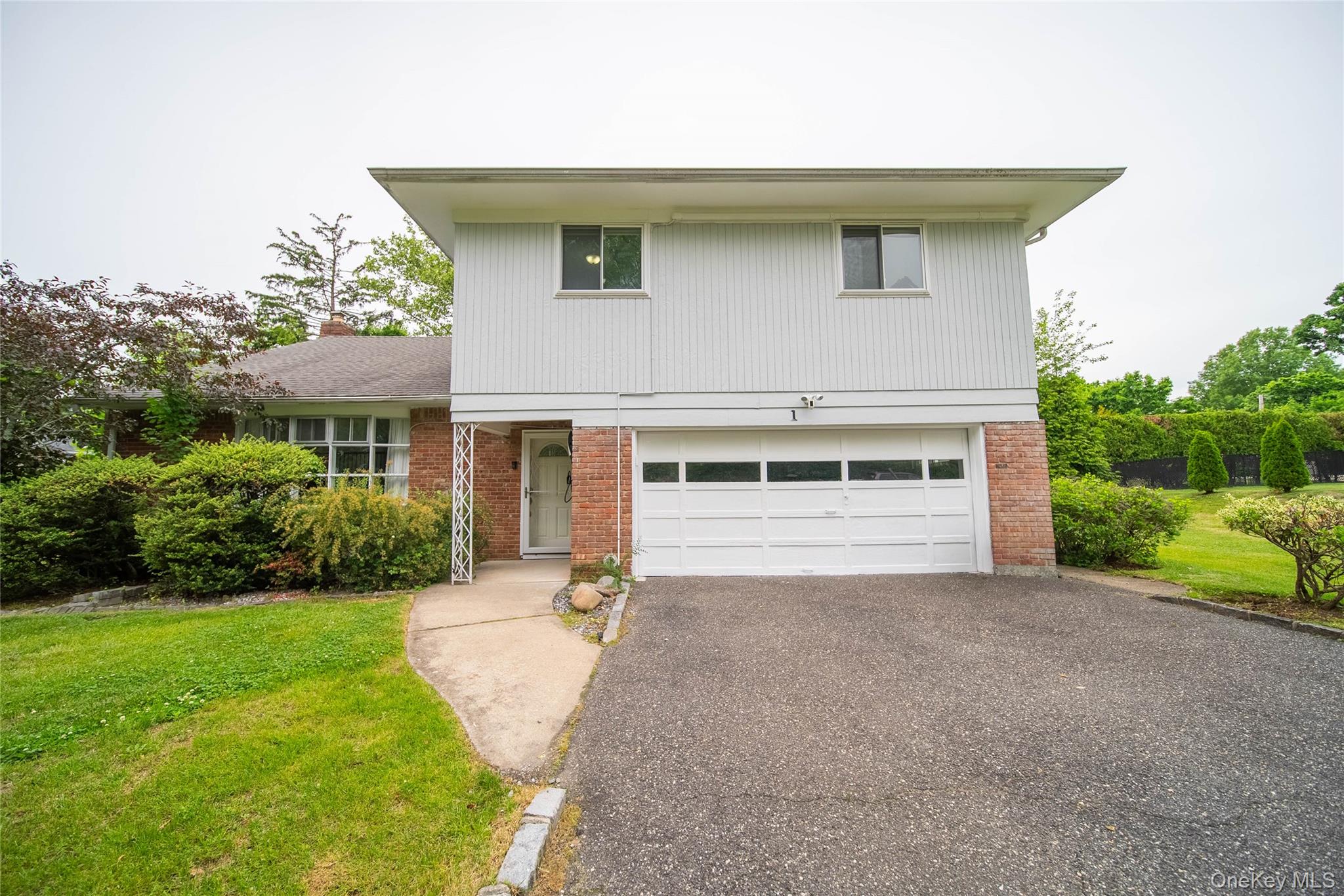 1 Horizon Road Property Photo 1