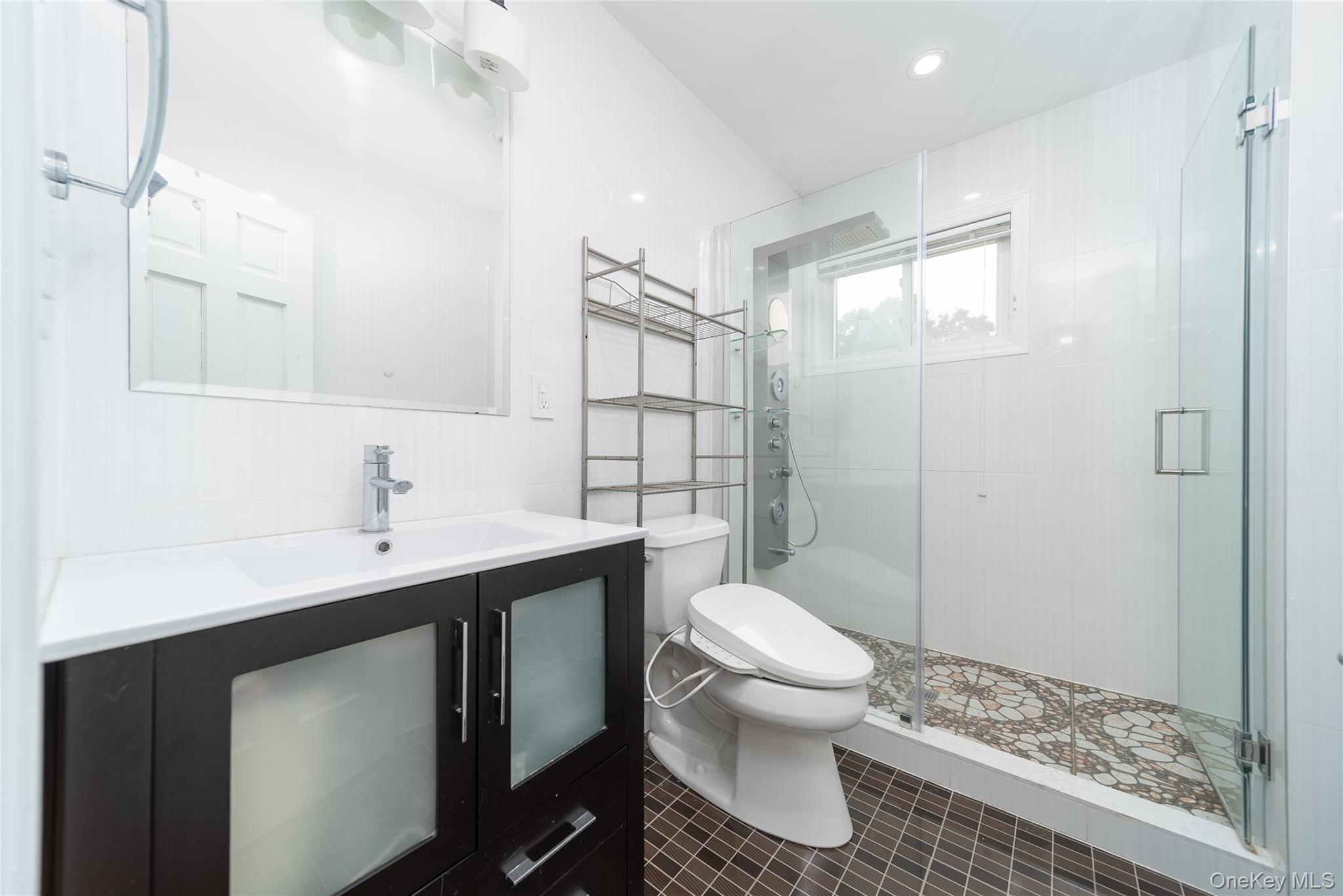 1 Horizon Road Property Photo 10