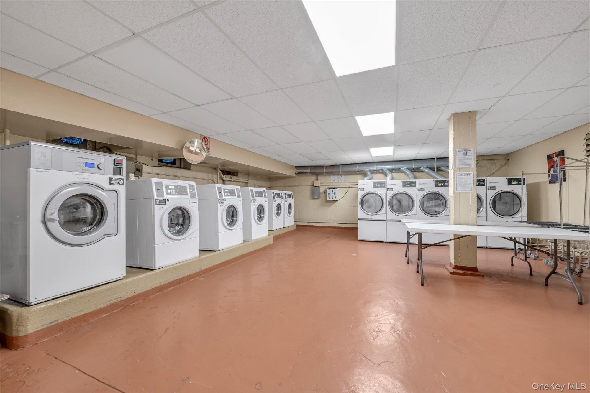 83-44 Lefferts Boulevard 6c Property Photo 16