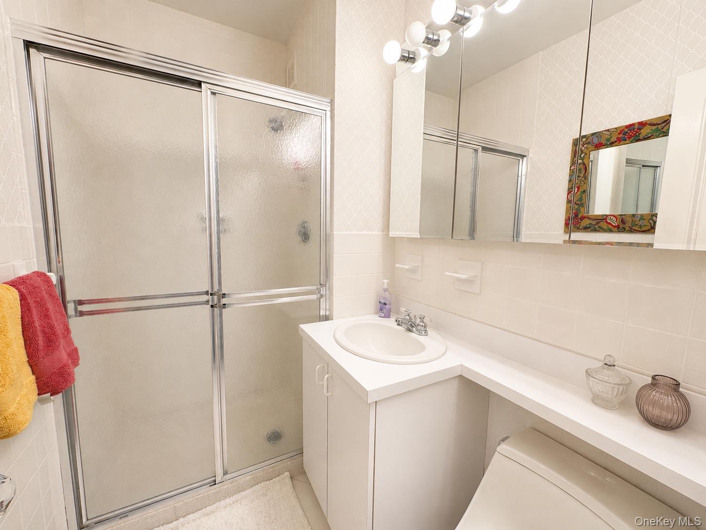 27010 Grand Central Parkway 21d Property Photo 14