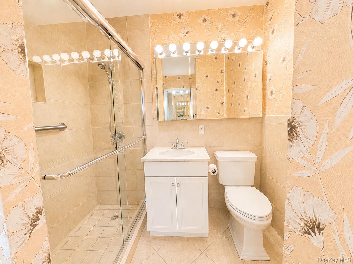 27010 Grand Central Parkway 21d Property Photo 18