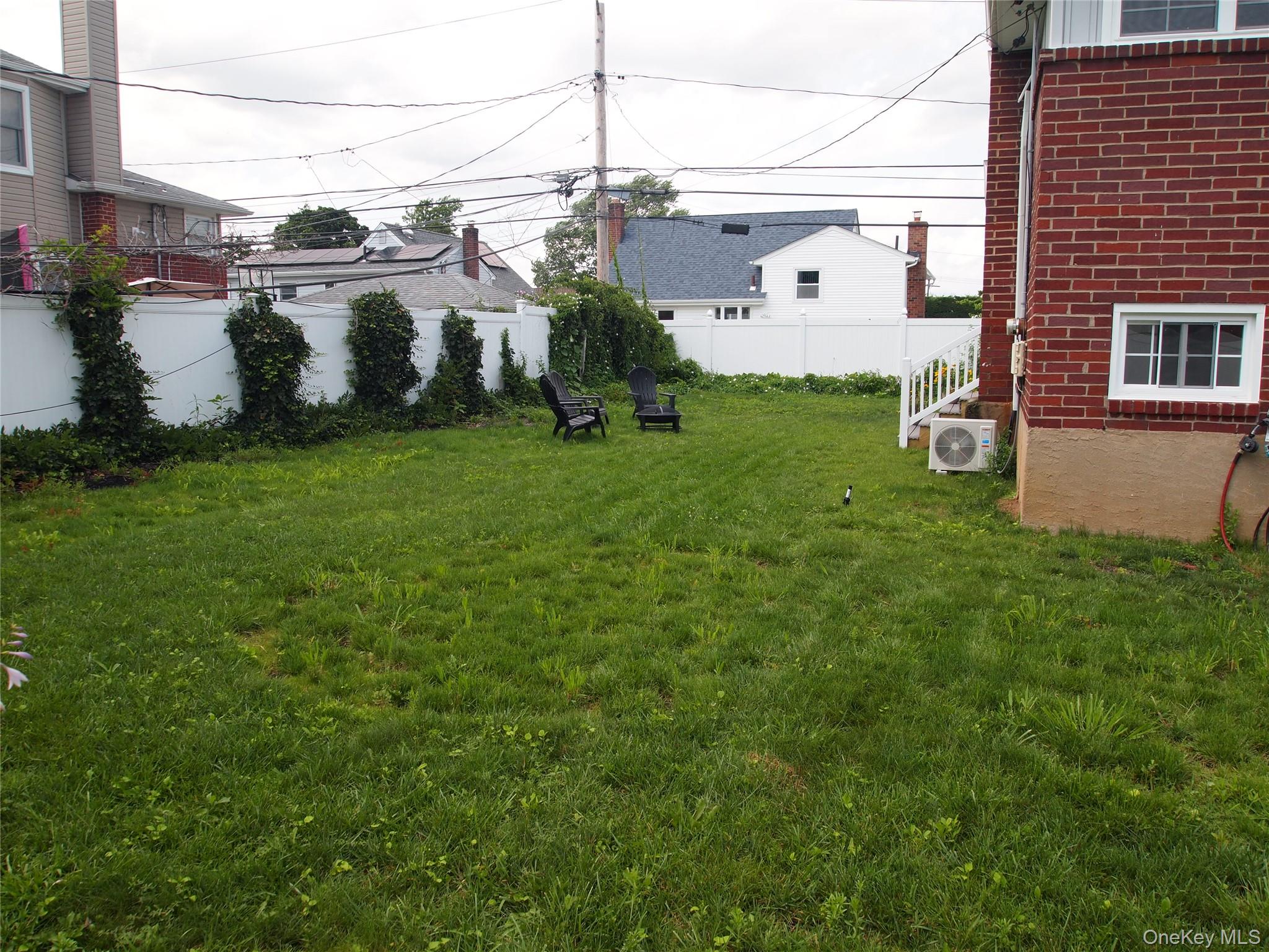 9 N Walnut Place Property Photo 5