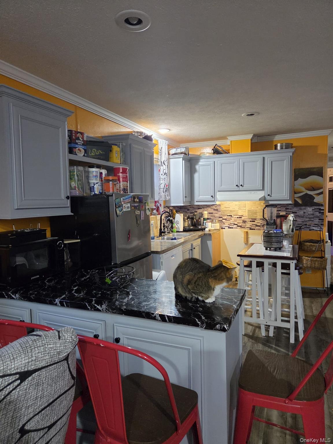 27 Shagbark Property Photo 2