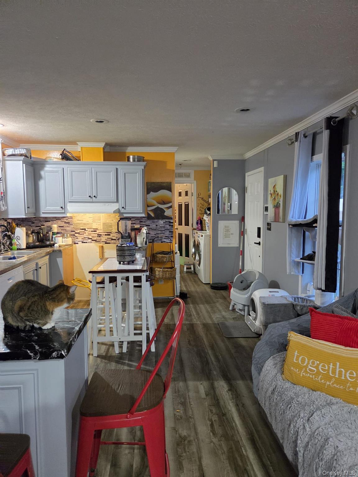 27 Shagbark Property Photo 3
