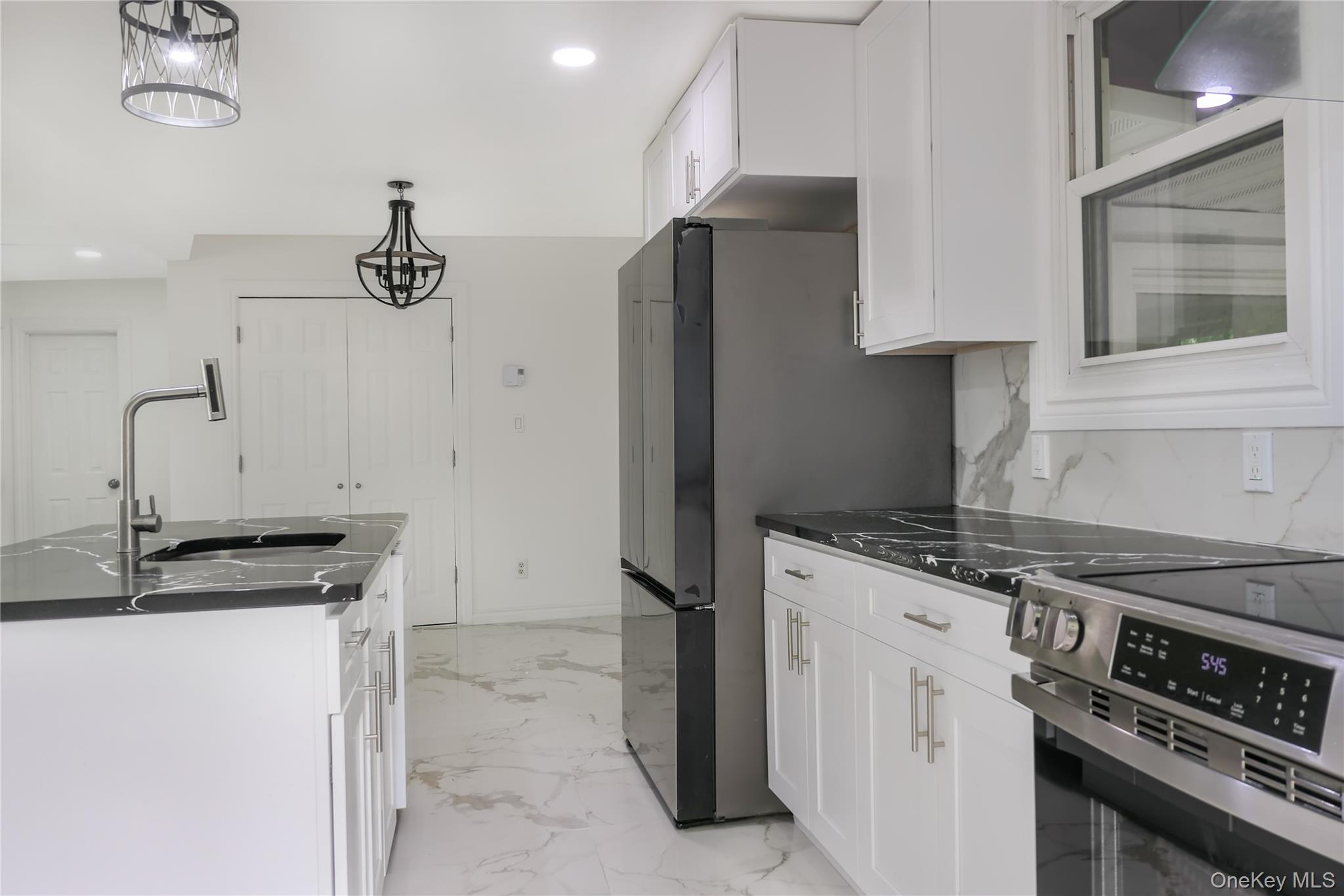 266 Station Road Property Photo 6