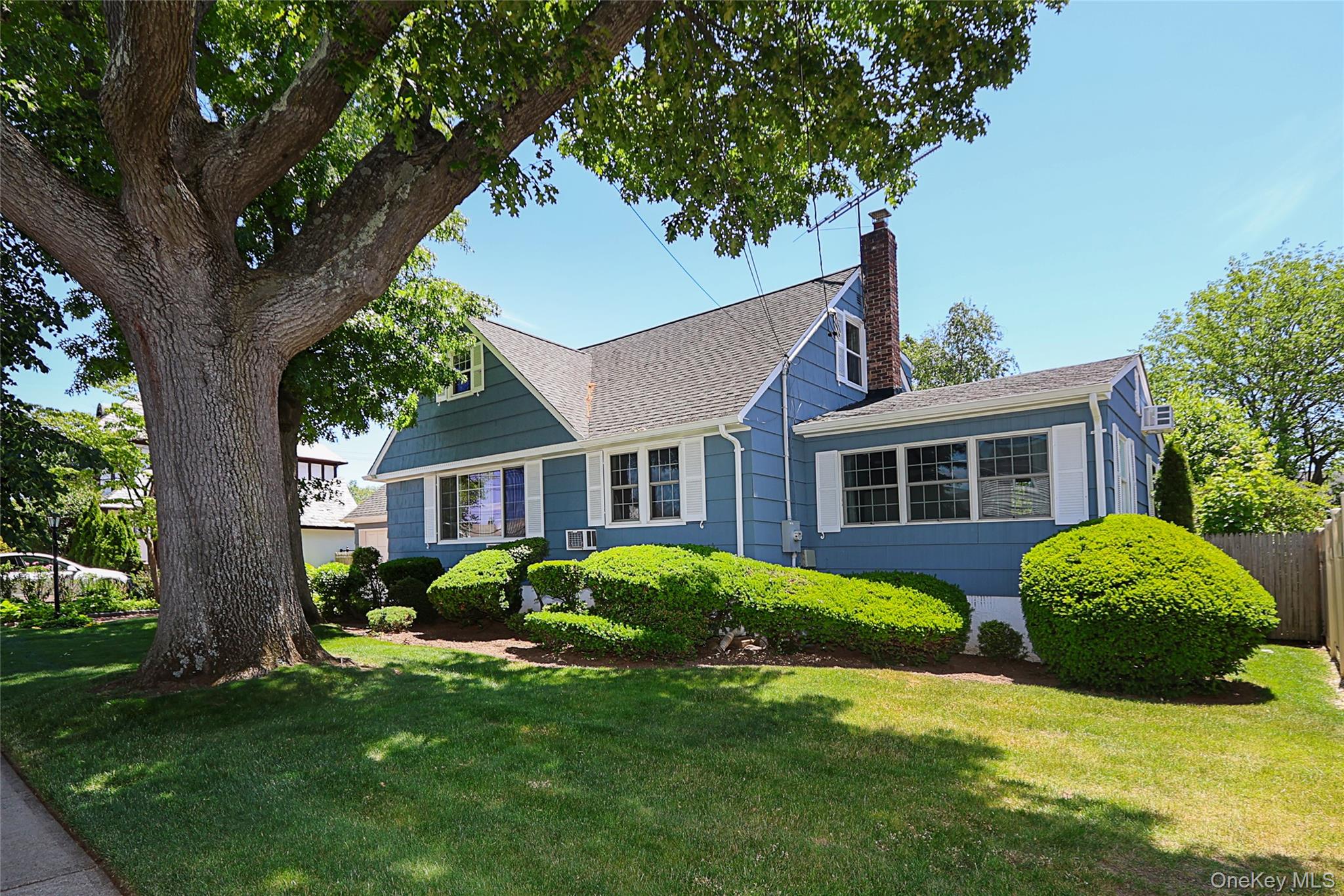 15 Hemlock Street Property Photo 1