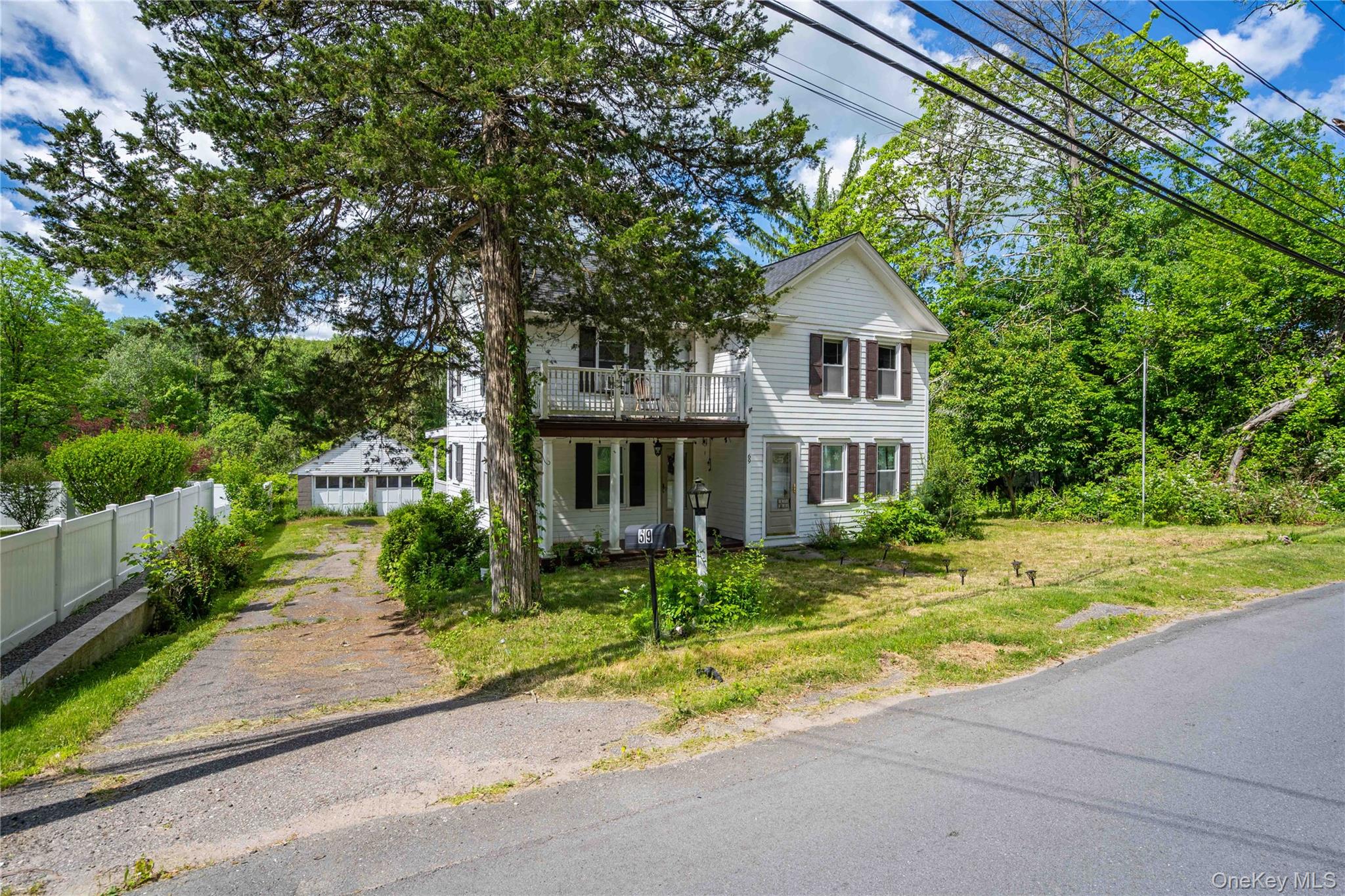 69 Main Street Property Photo 3