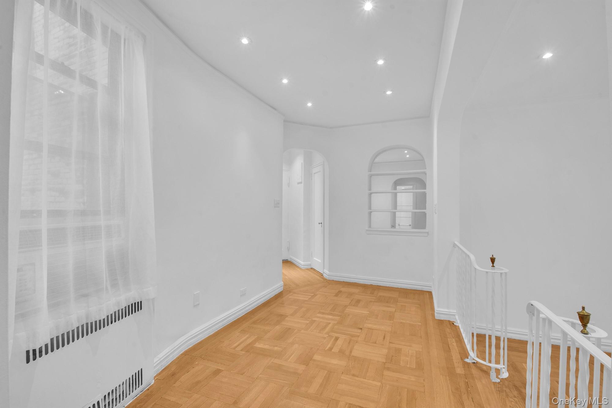 225 W 25th Street 5k Property Photo 5