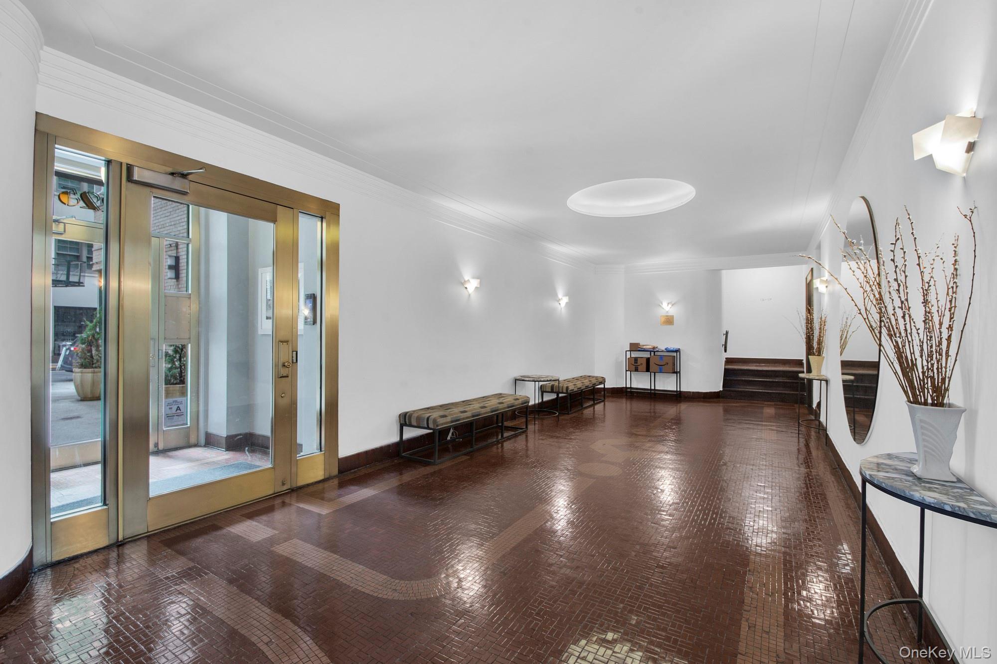 225 W 25th Street 5k Property Photo 14