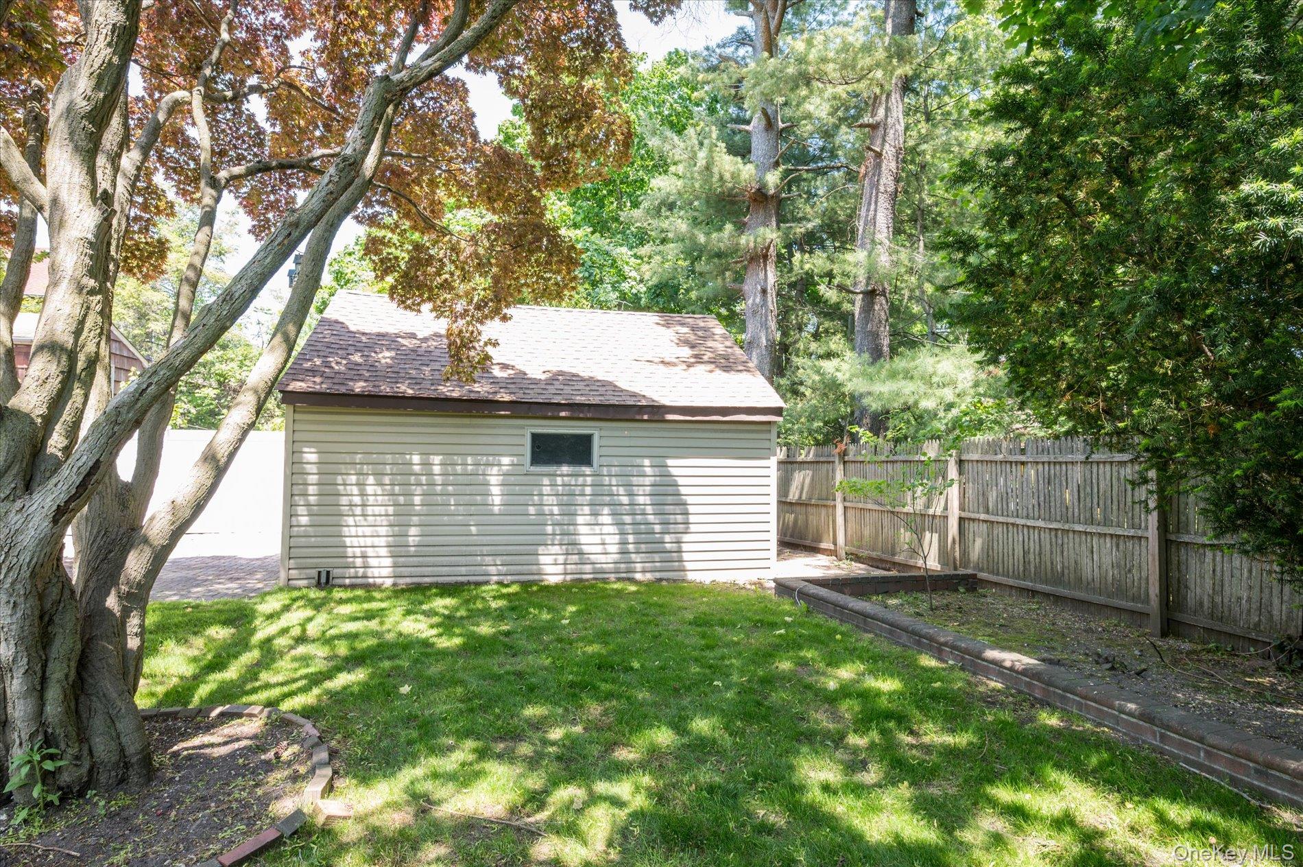 1045 Stanton Avenue Property Photo 23
