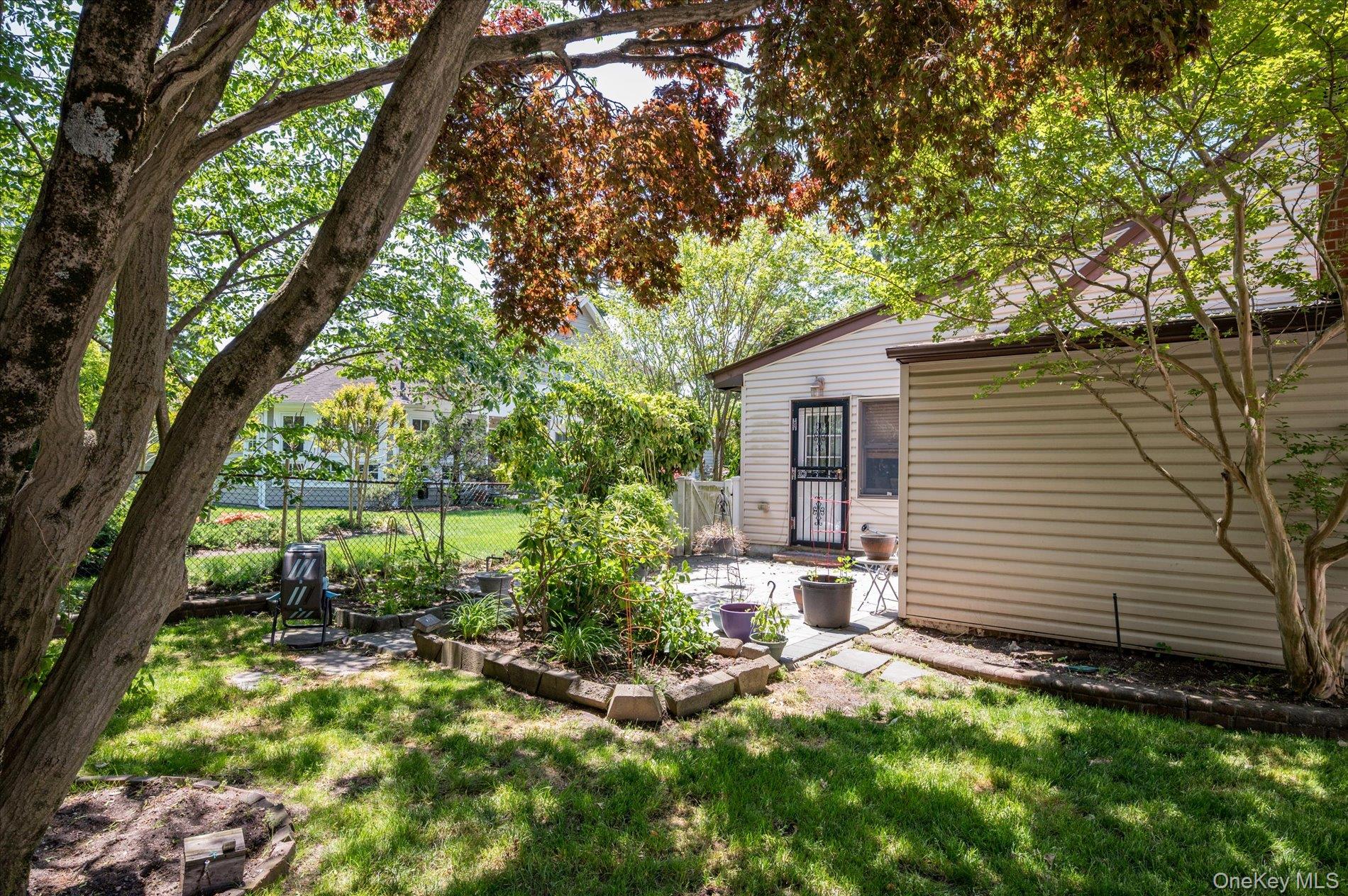 1045 Stanton Avenue Property Photo 24
