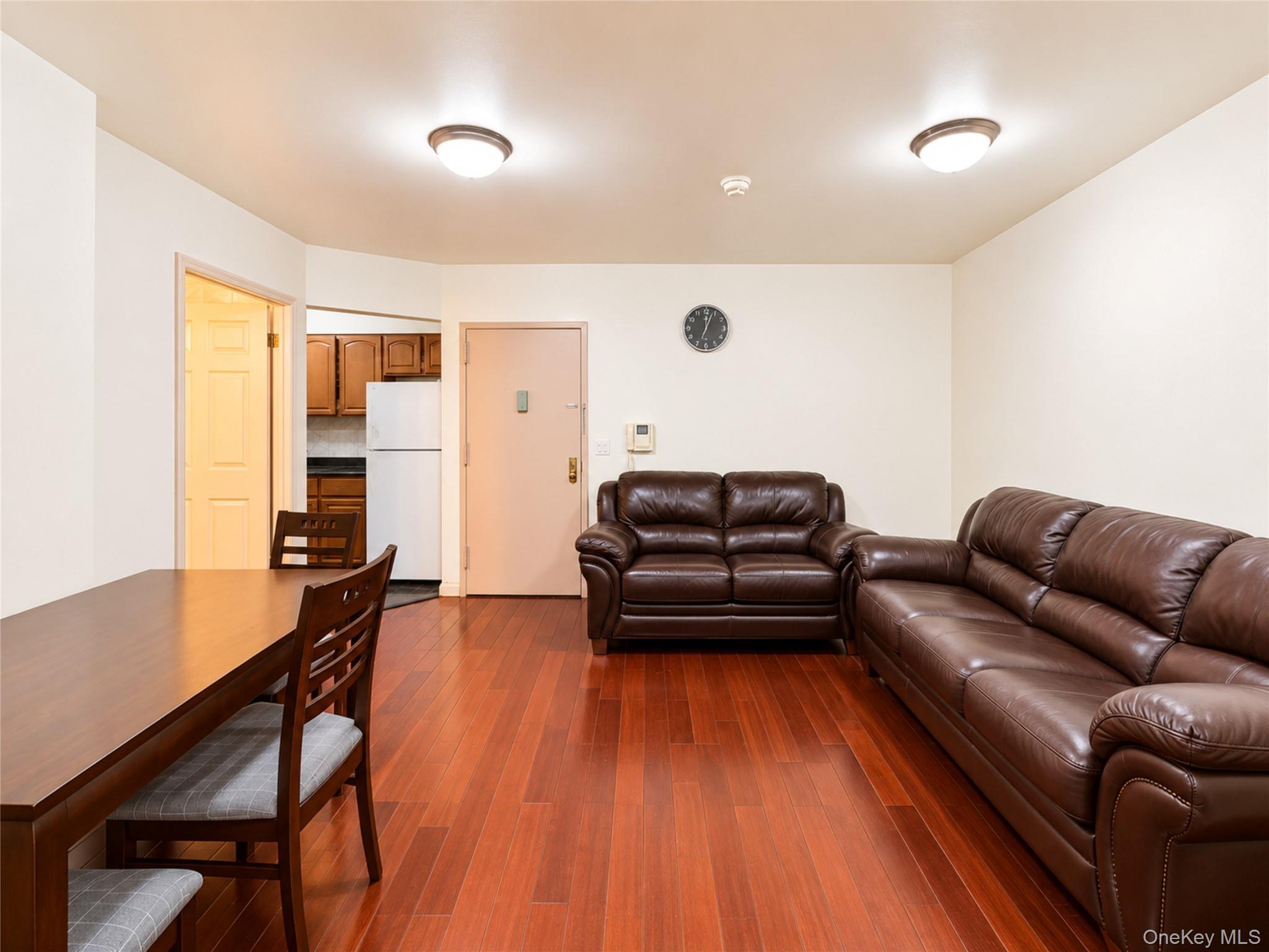 104-31 39th Avenue 1a Property Photo 2