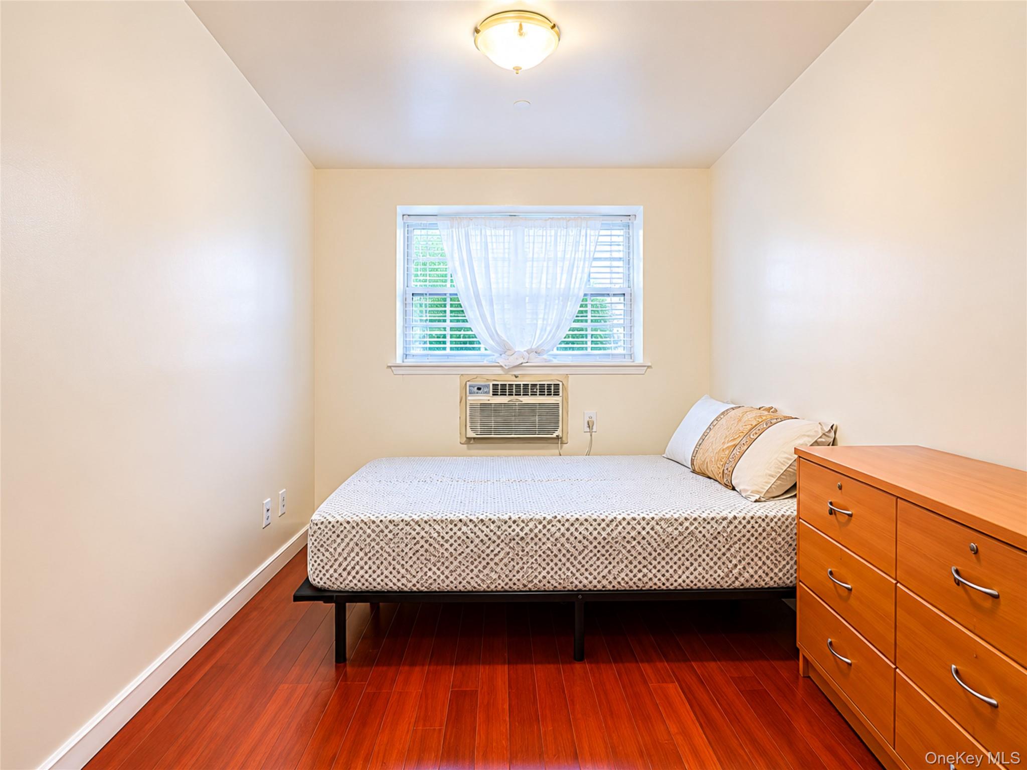 104-31 39th Avenue 1a Property Photo 5