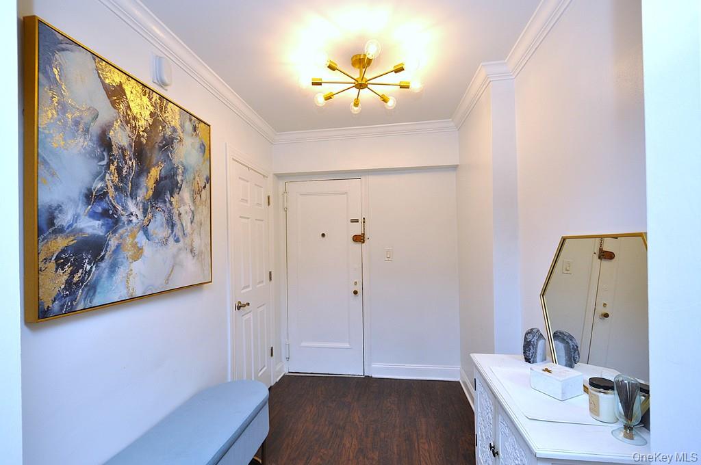 280 Bronxville Road 4o Property Photo 6