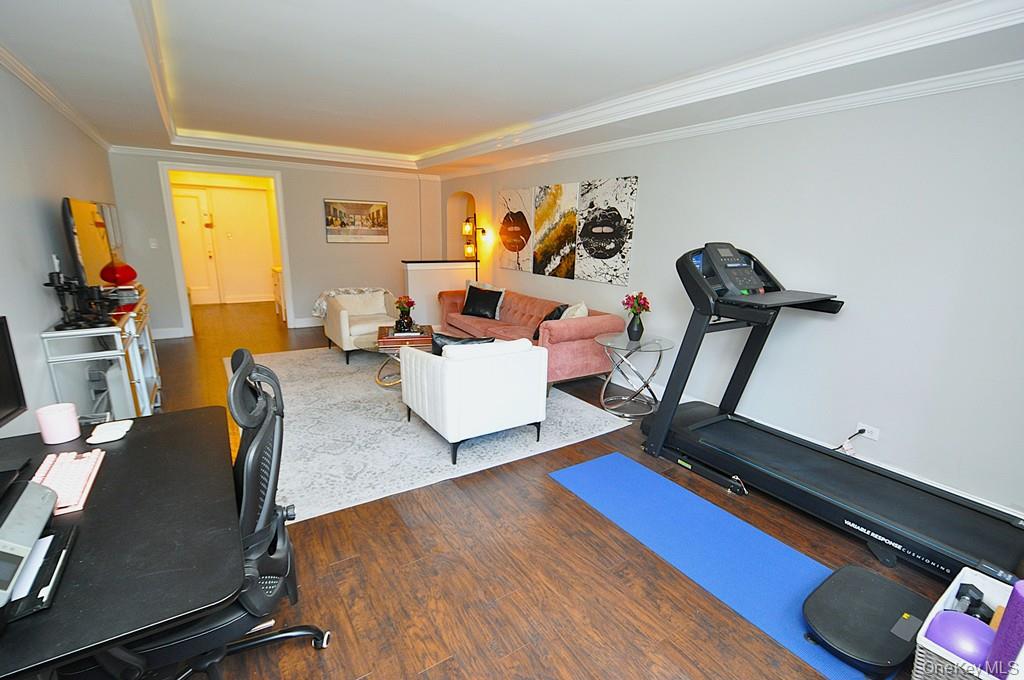 280 Bronxville Road 4o Property Photo 14