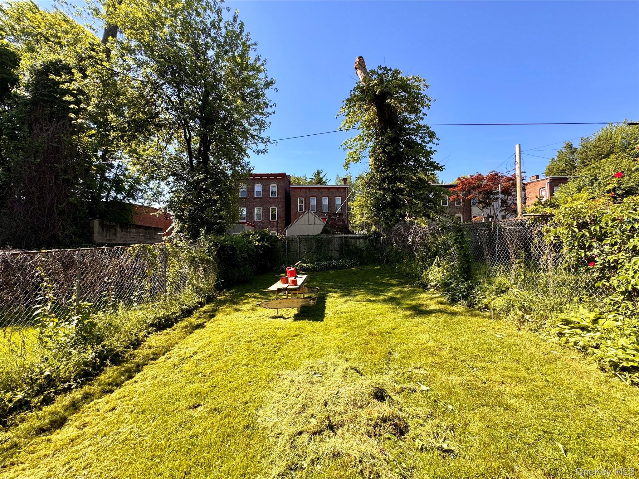 49 Benkard Avenue Property Photo 14
