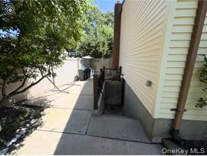 370 Avenue A Property Photo 35